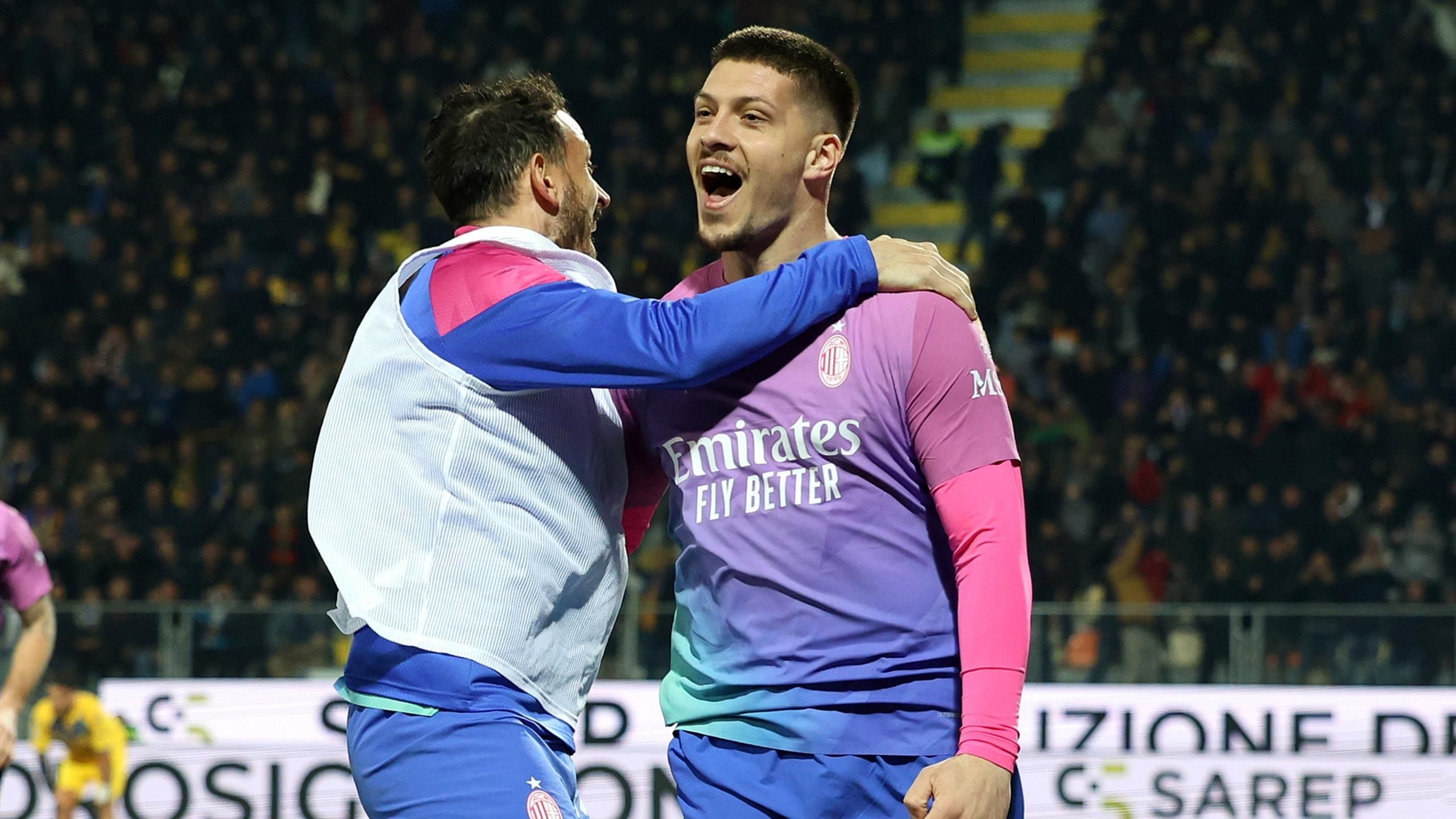 Frosinone 2-3 AC Milan - Luka Jovic's hot form continues as he climbs off  bench to net winner for Rossoneri - Eurosport