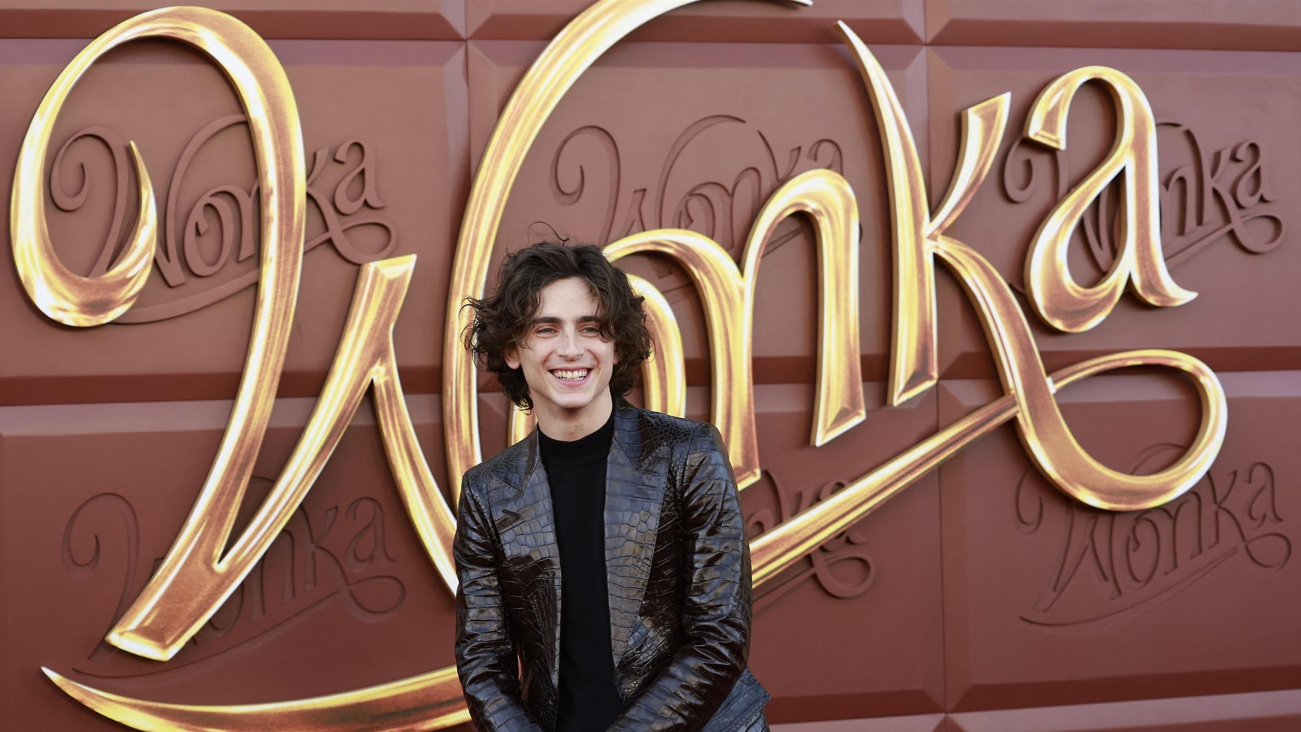 Timothée Chalamet a Saint-Étienne klubhimnuszának eléneklésével növelte menősége mértékét