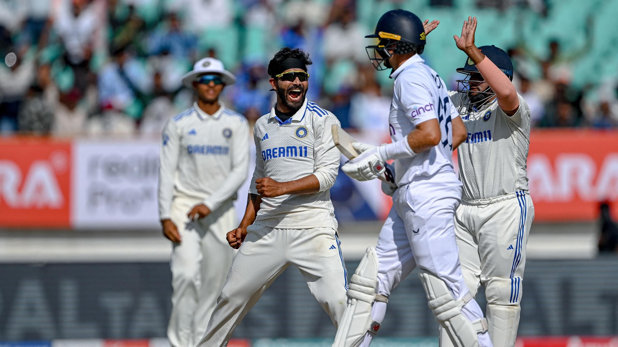 India v England, third Test as it happened – Set a massive chase, England fall to defeat by 434 runs