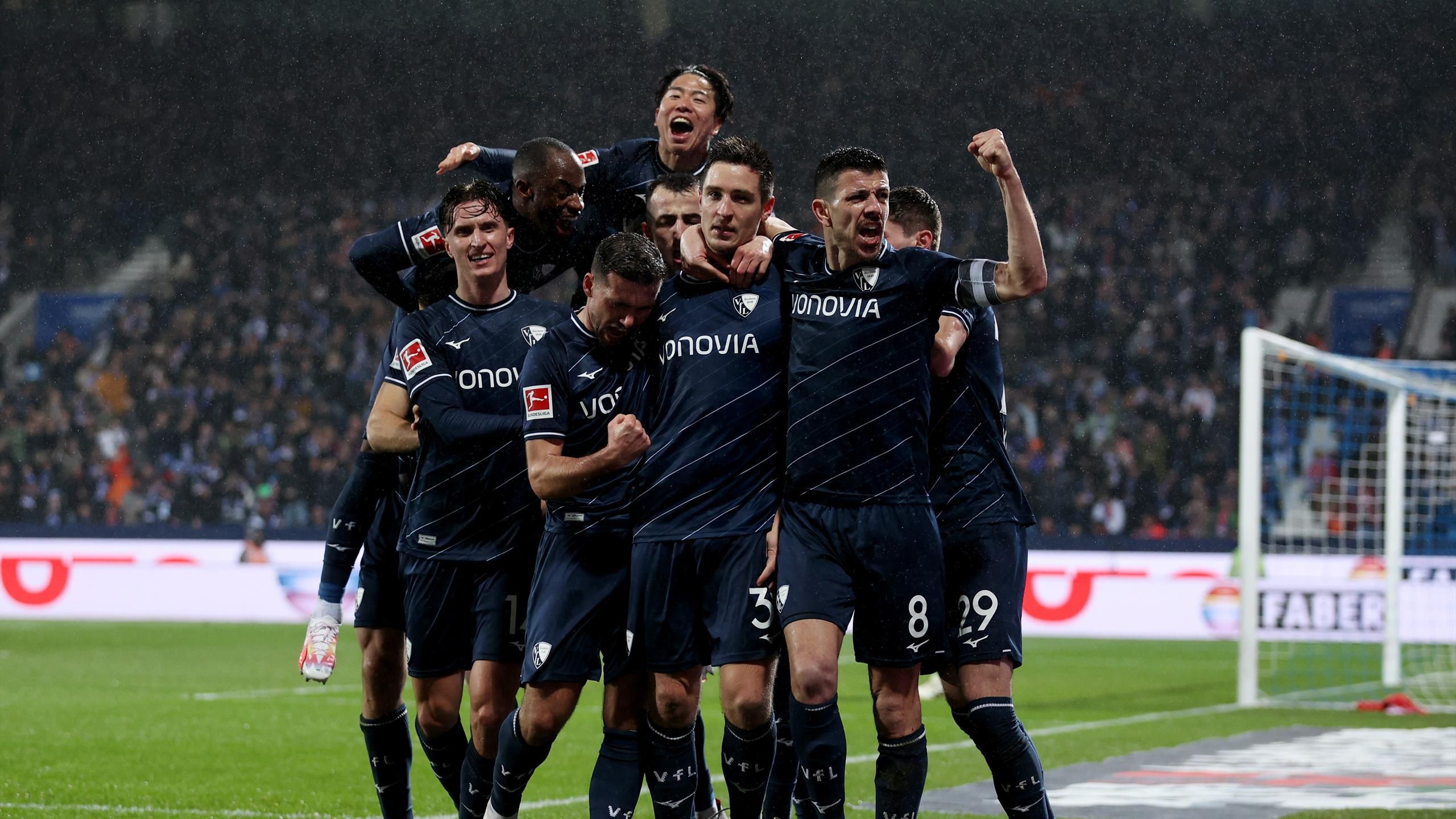 Bochum 3-2 Bayern Munich: Champions fall to second straight Bundesliga loss amid protests, Dayot Upamecano sent off
