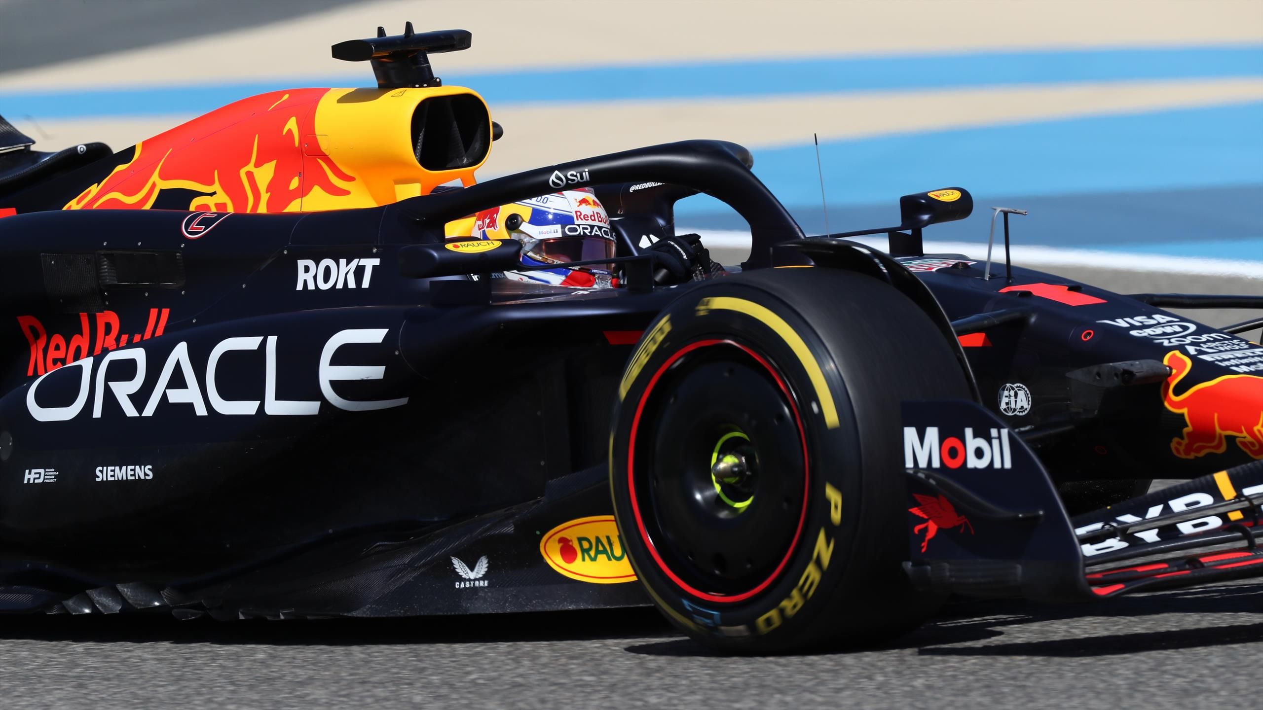 Verstappen már a szezon előtti teszten elvette a riválisok kedvét az idénytől