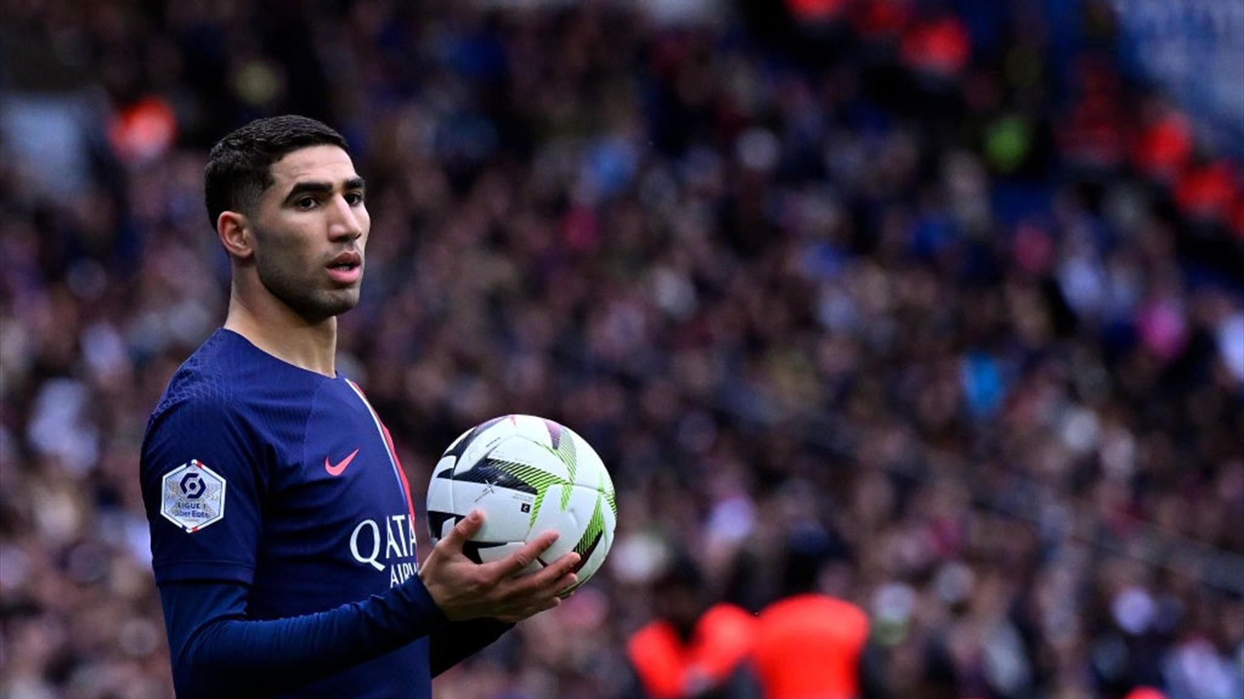 Brèves Actus Foot: Montpellier - PSG : Achraf Hakimi, l'hiver est long thumbnail