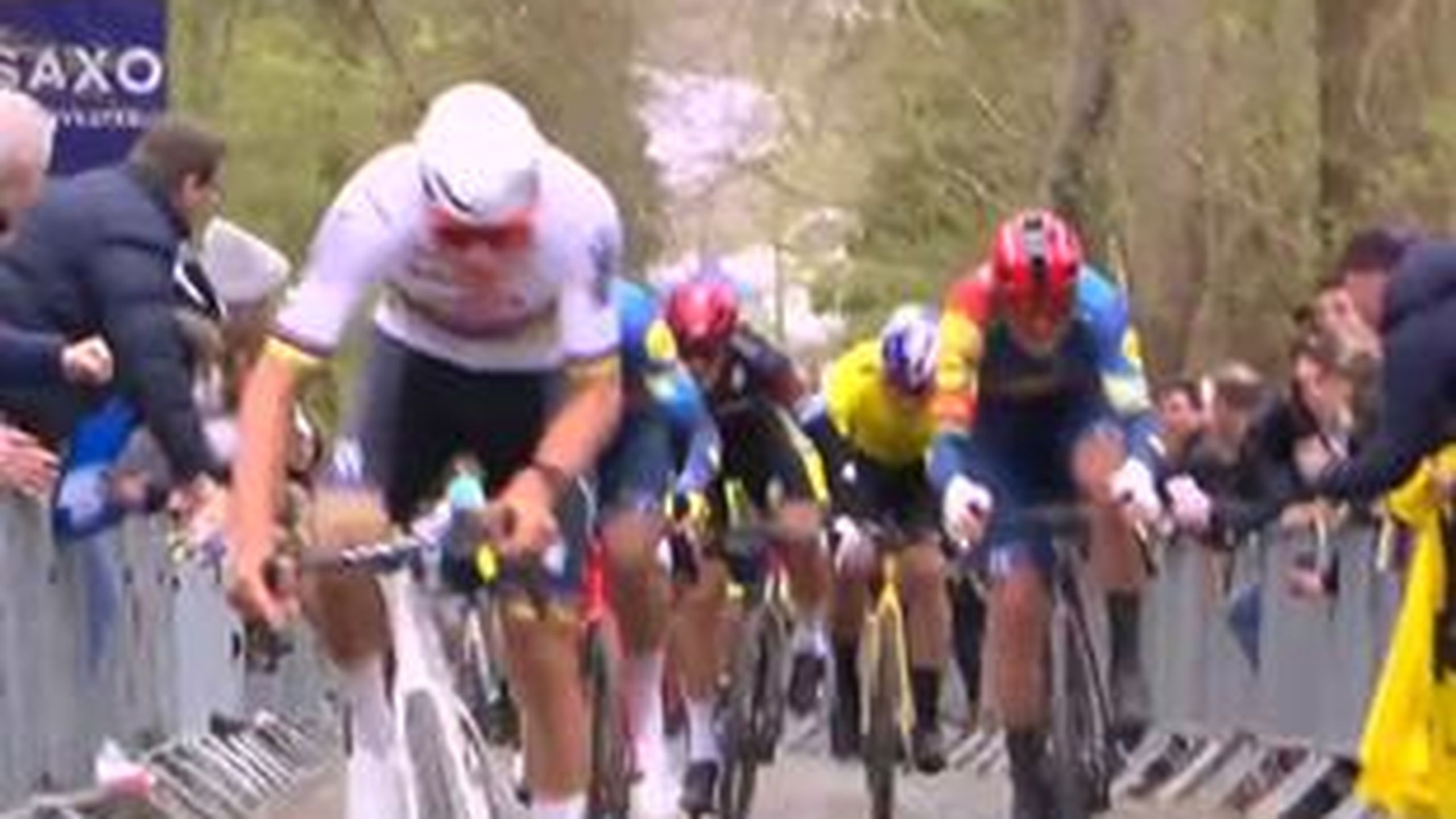 van der Poel accende la miccia! Attacco ai -80, che spettacolo ...