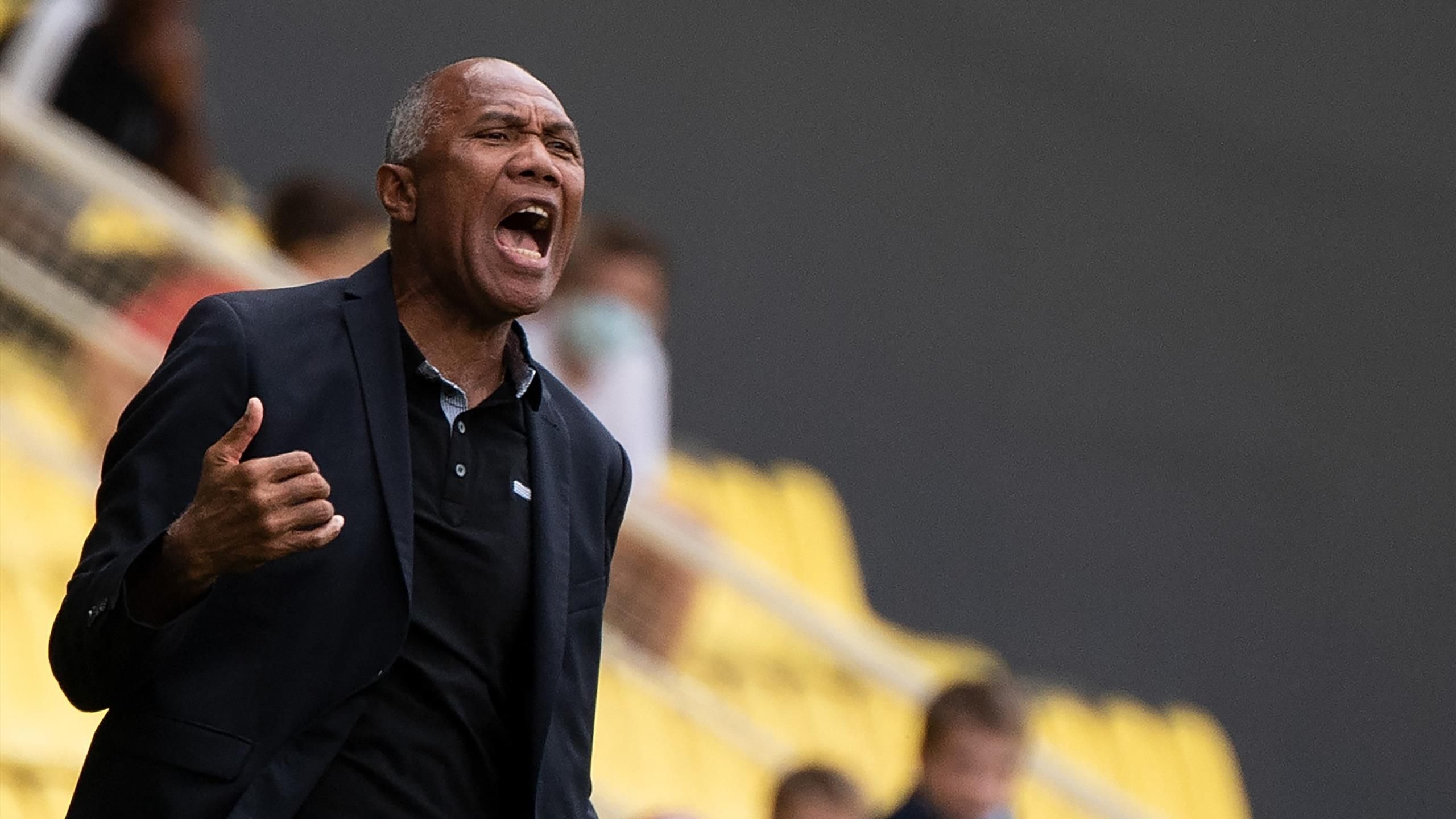 Antoine Kombouaré - Pourquoi la méthode du nouvel entraîneur de Nantes ne se démode pas en Ligue 1 thumbnail