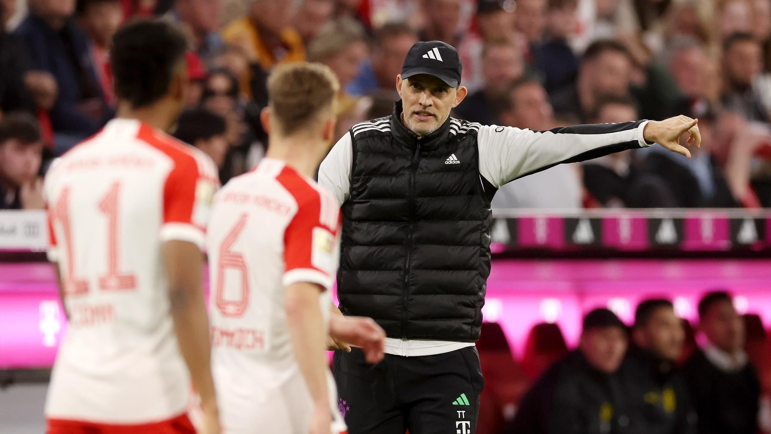 A Bayern az idény megmentéséért küzd, az Arsenal folytatná idei menetelését