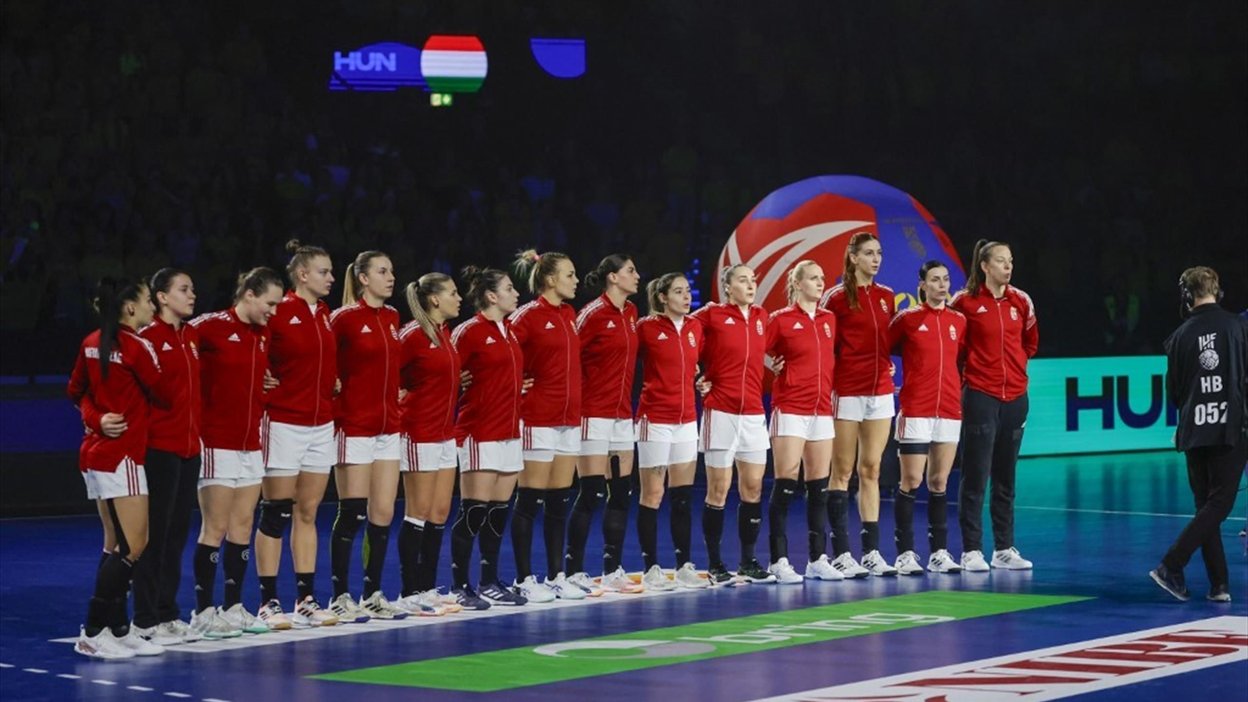 Már az Eurokupa-meccseken is az olimpiai selejtezőre készülnek női kéziseink