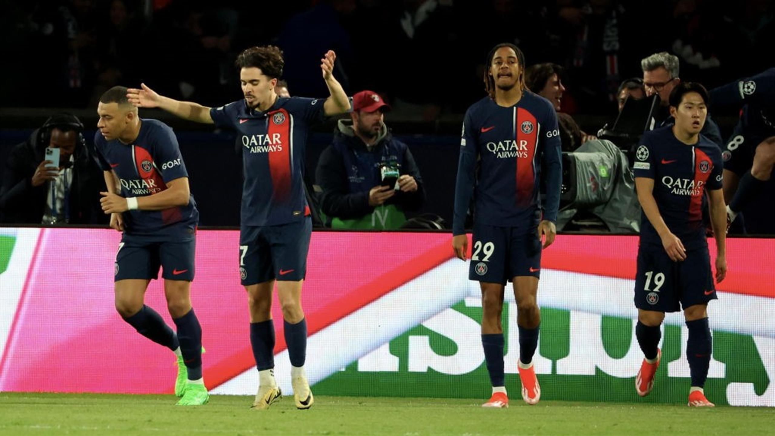 Champions League – Quarti di finale – Paris Saint-Germain Cheat Sheet – Barcellona: partita divertente, PSG illeggibile
