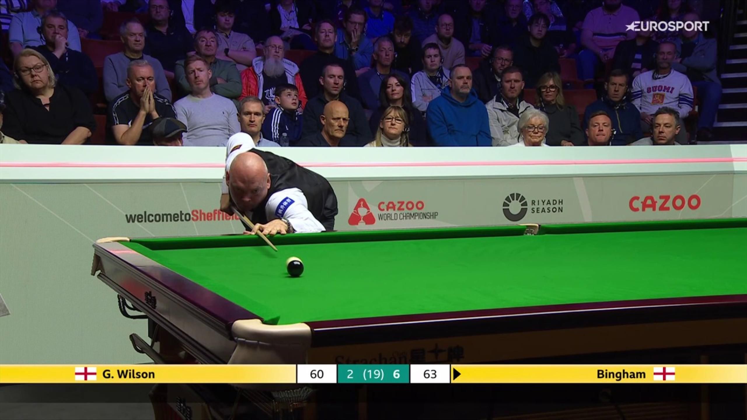 WK snooker | Stuart Bingham kan zijn ogen niet geloven - baalt ...