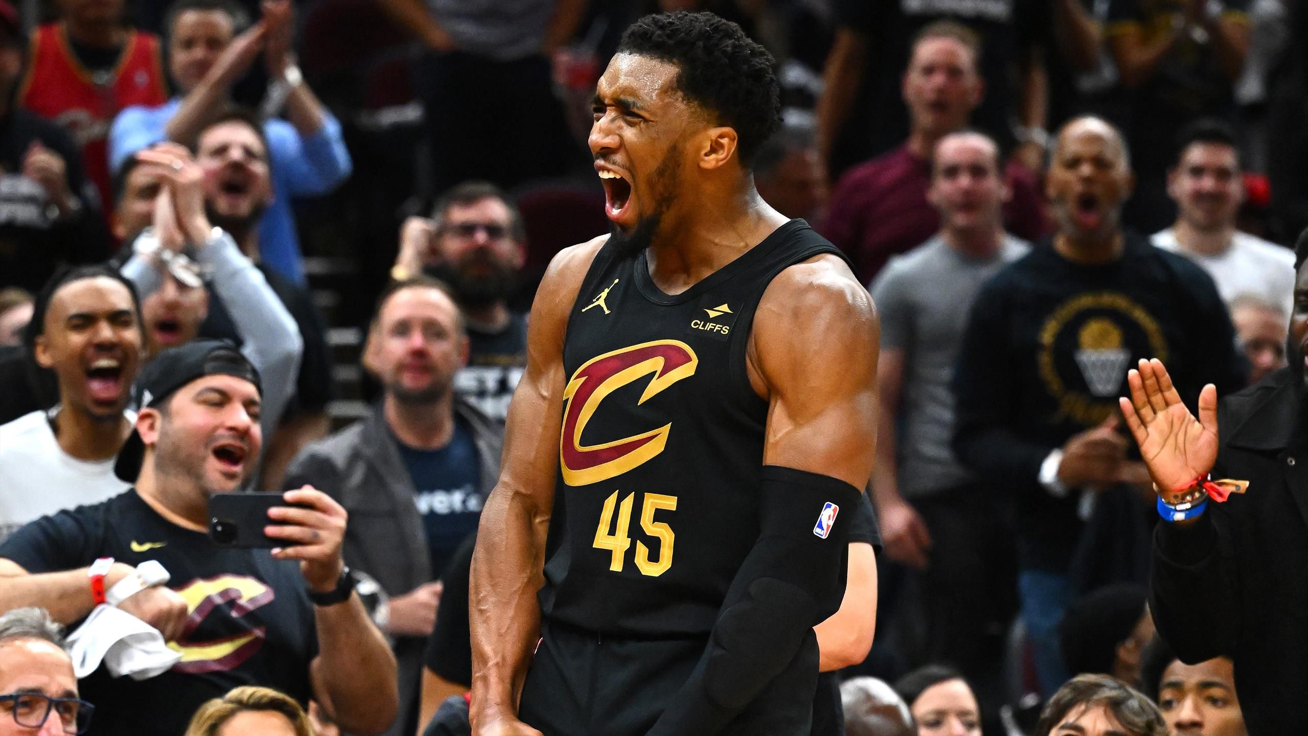 NBA - Les Cleveland Cavaliers corrigent les Boston Celtics, les Dallas ...