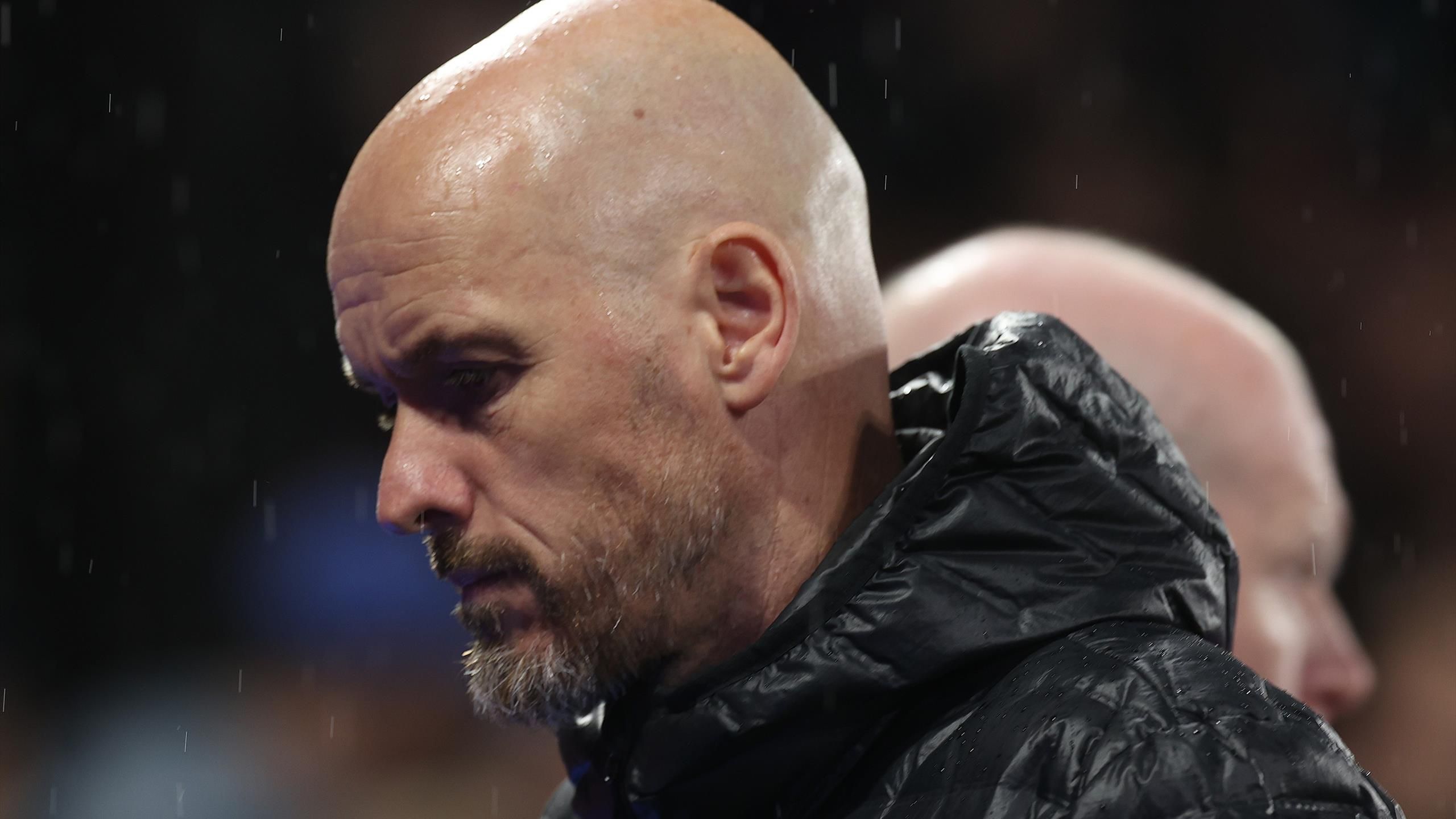 Ten Hag ‘closer to the axe’ with Man Utd ‘falling apart’ after Palace loss – Paper Round thumbnail