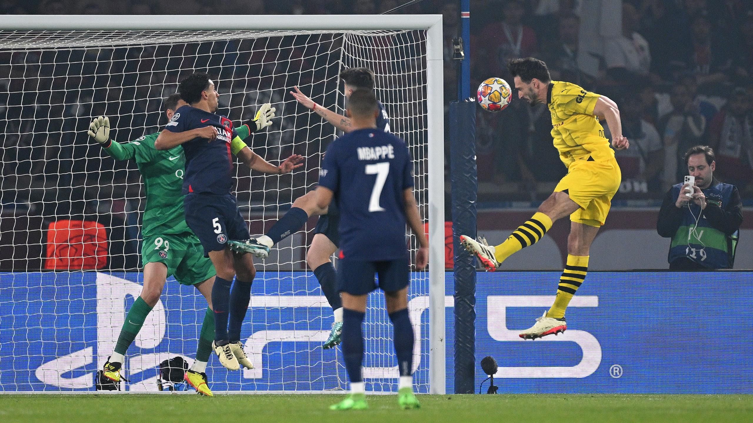A PSG csak a kapufákat szórta, fennállása során harmadszor BL-döntős a Dortmund
