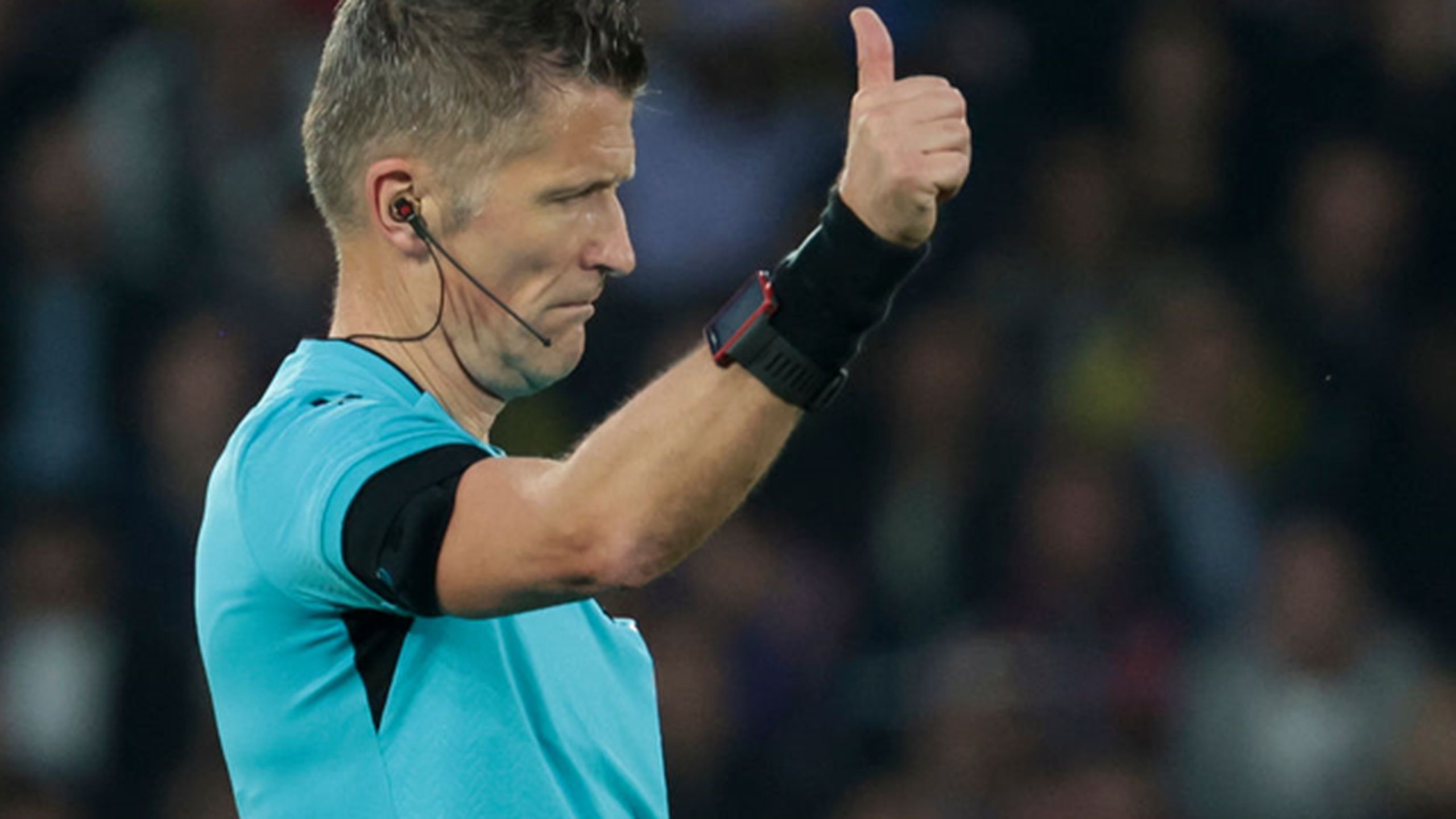 L'arbitro Daniele Orsato annuncia il ritiro: 