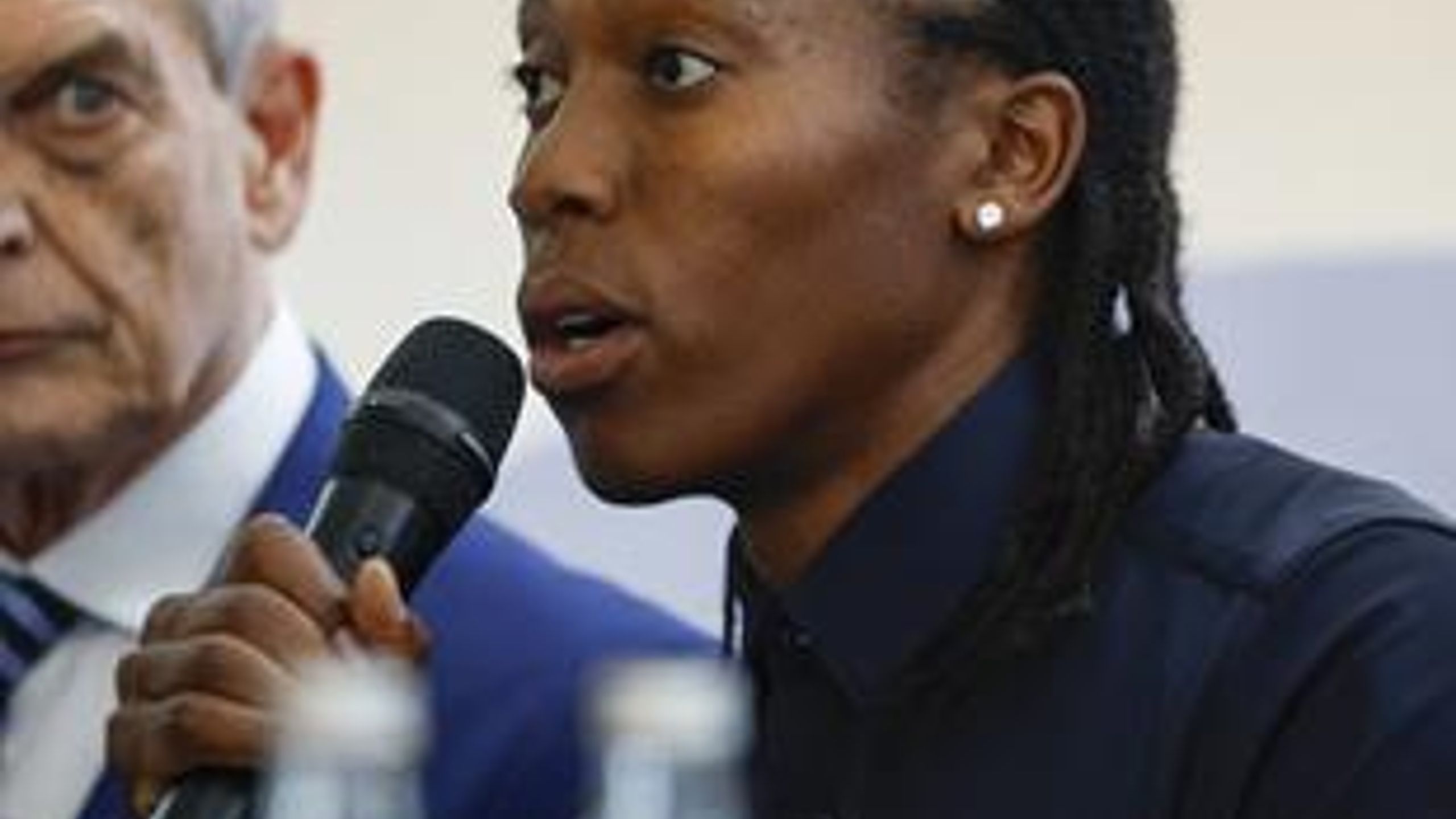Caster Semenya wirbt für Aufhebung der Testosteron-Regel ...