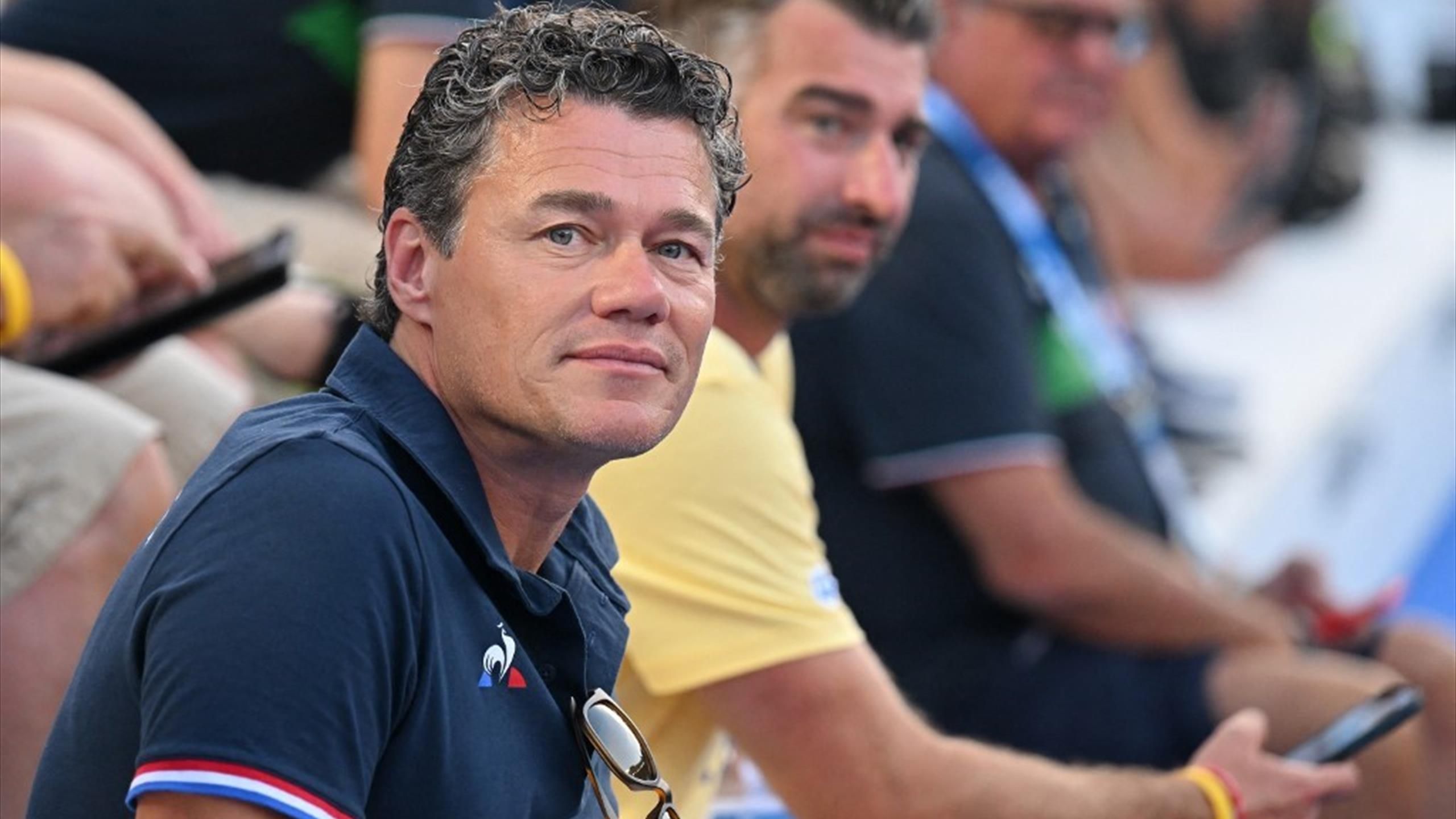 Új főnök Valter Attiláéknál: legendás úszóedző veszi át a Visma irányítását