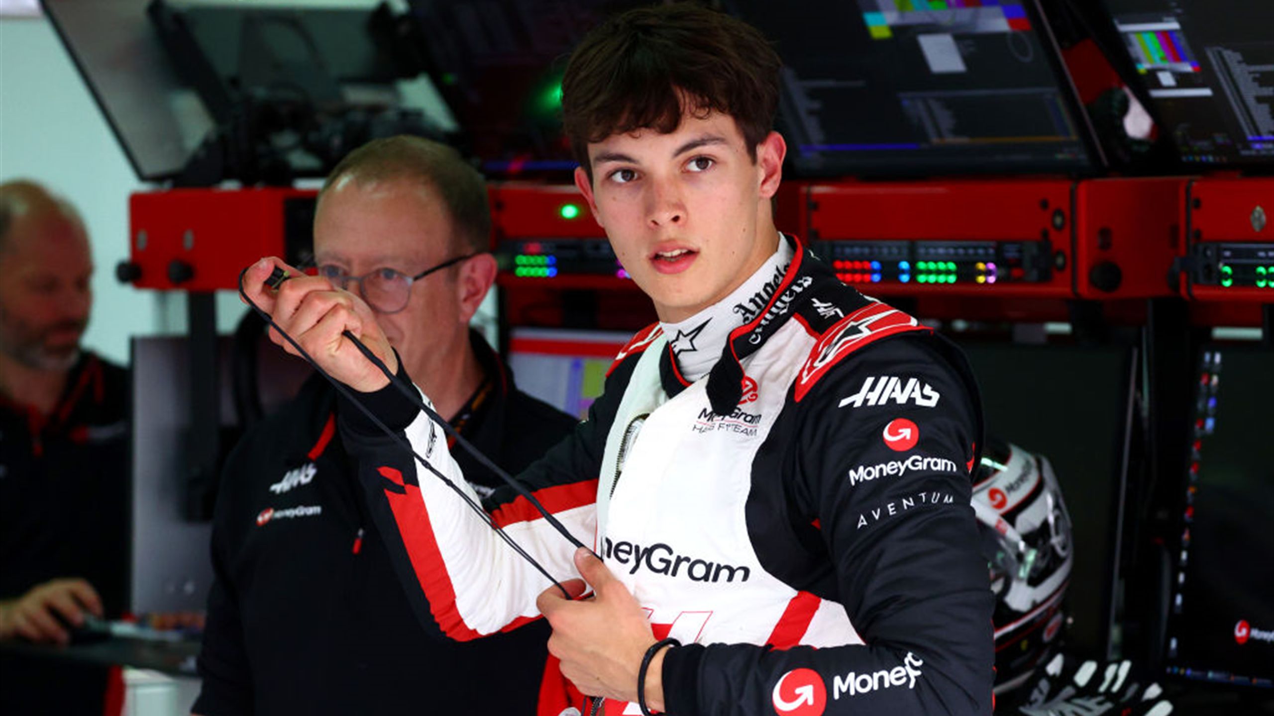 Irány a Forma-1! Szerződtették a 19 éves szupertehetséget, Bearman 2025-től az F1-ben folytatja