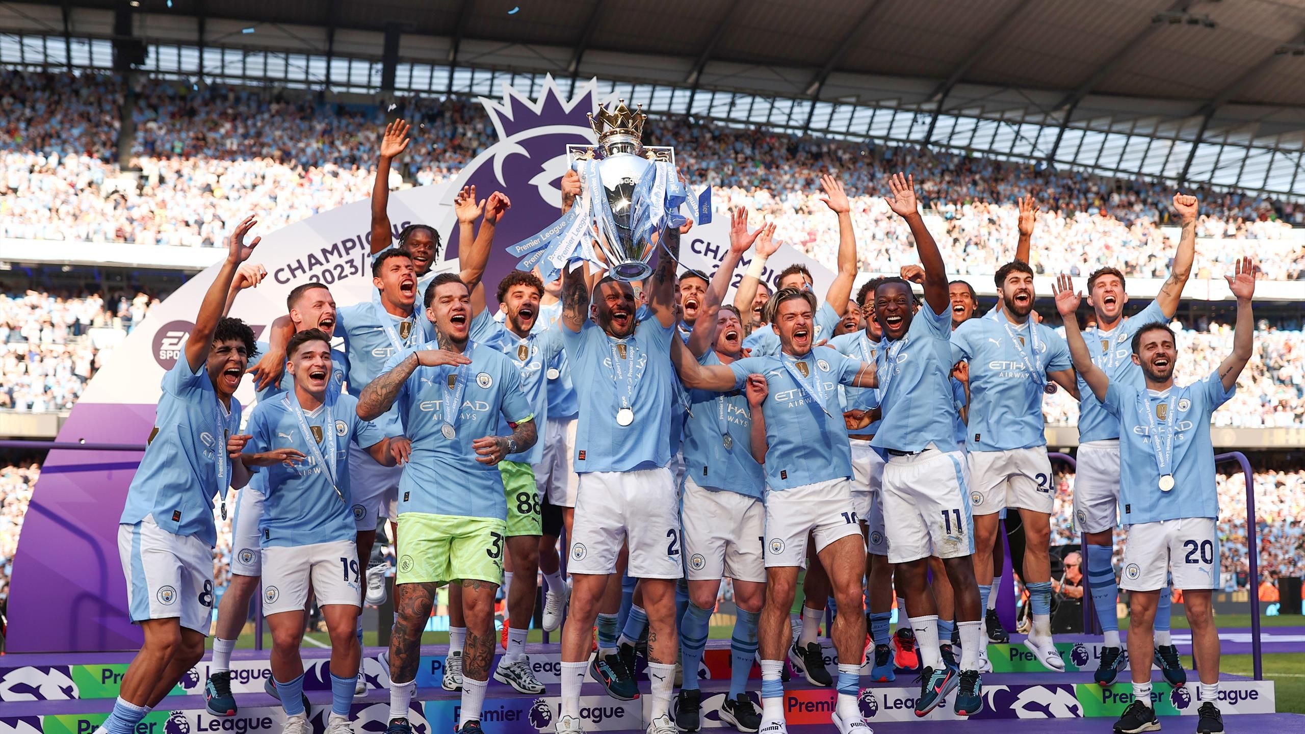 Sorozatban negyedszer lett angol bajnok a Manchester City, Klopp érzékeny búcsút vett Liverpooltól