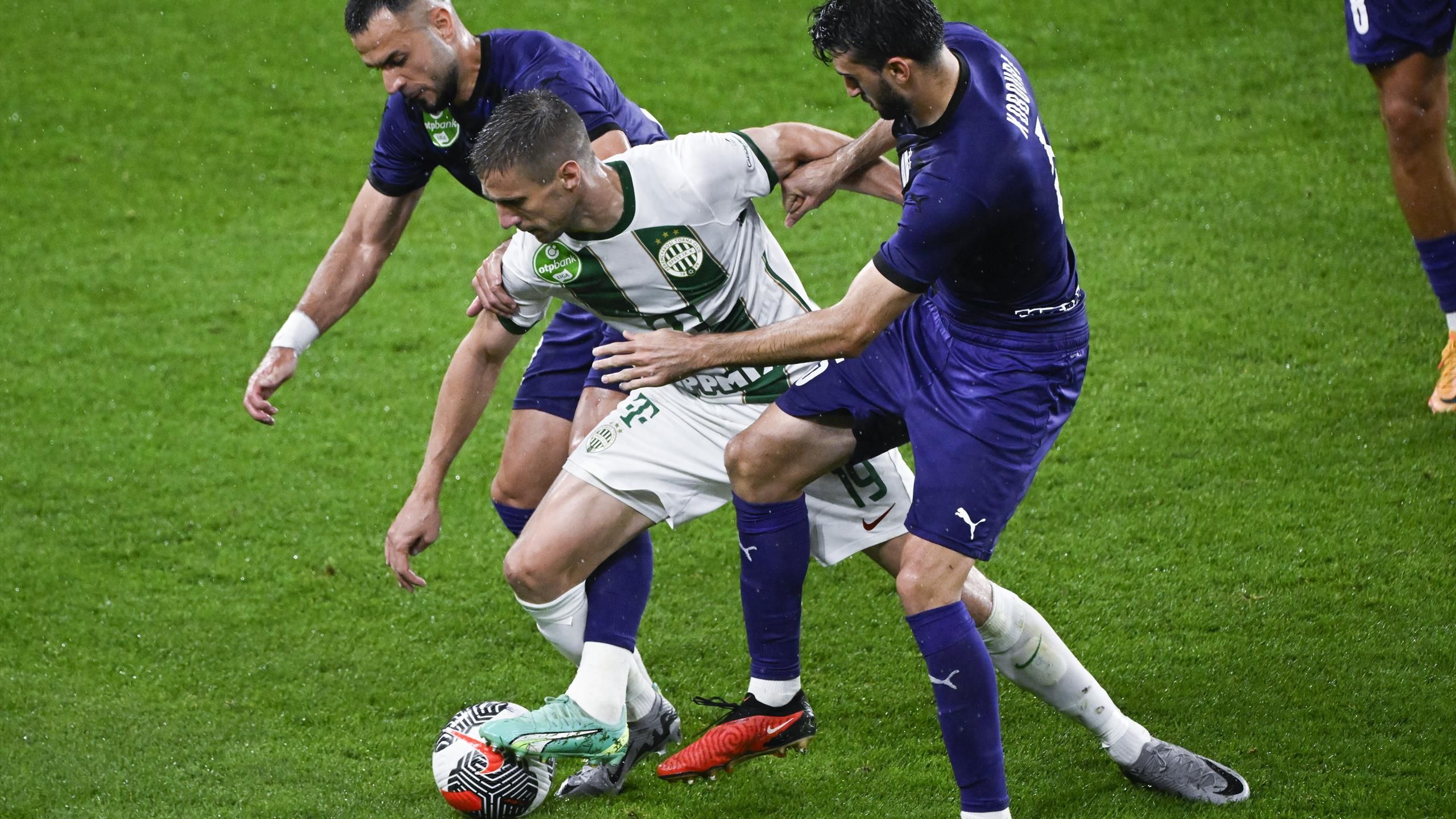 Meghosszabbította a gólkirály Varga Barnabás szerződését a Ferencváros