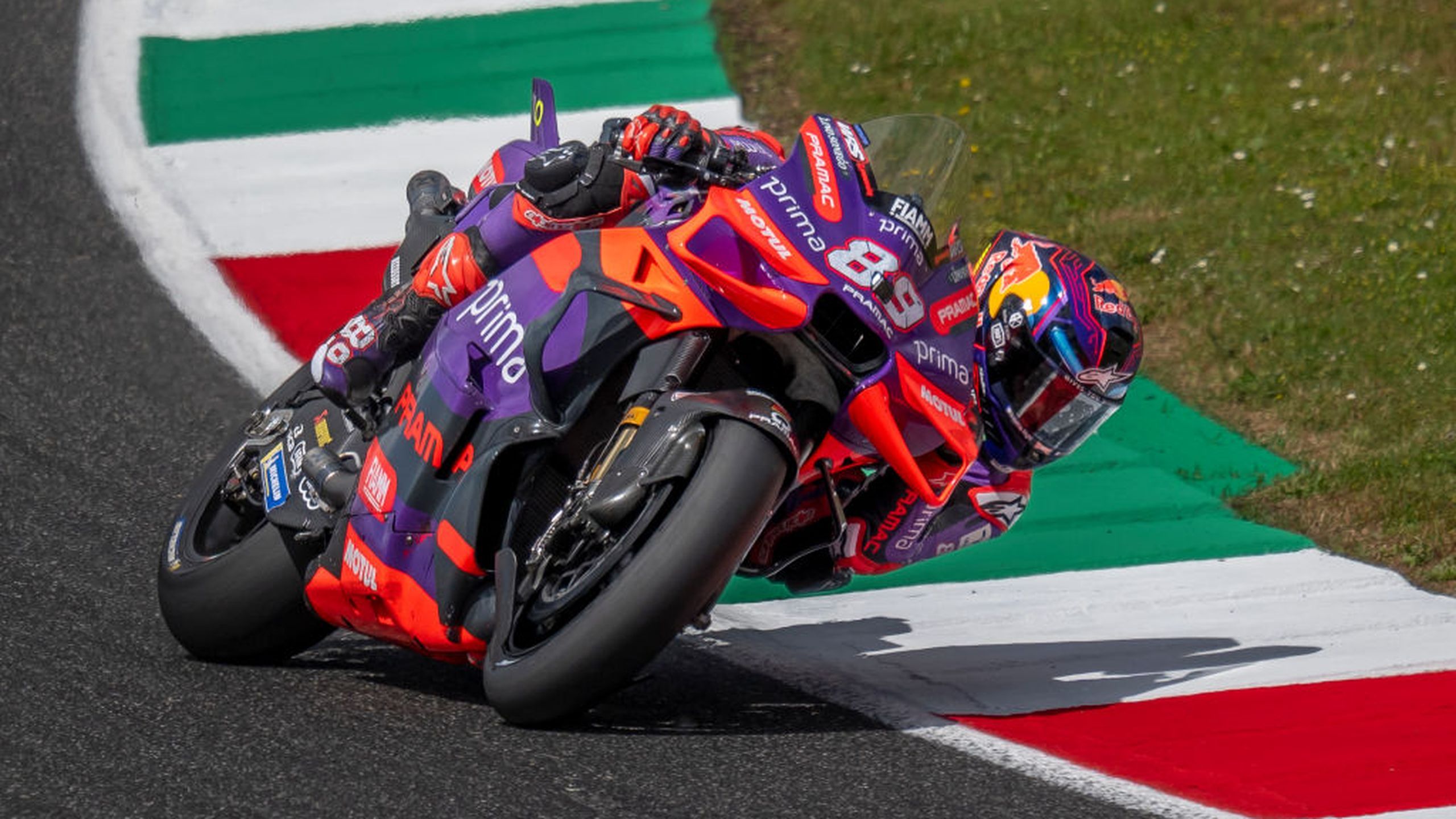Jorge Martin in pole al Mugello col record della pista! Pecco Bagnaia ...