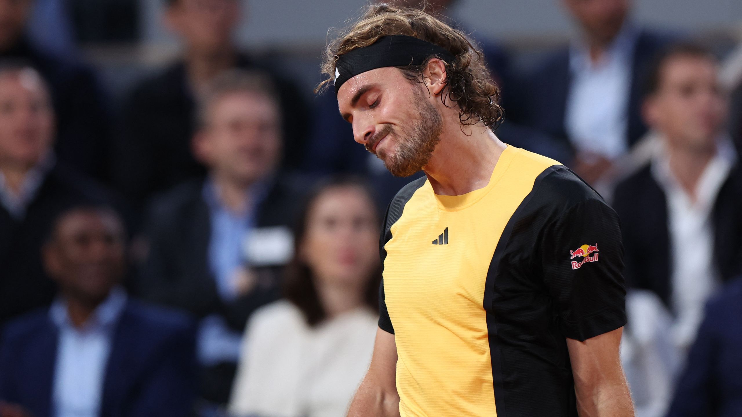 Stefanos Tsitsipas admits he has a ‘mental barrier’ playing Carlos Alcaraz after French Open quarter-final defeat – Eurosport