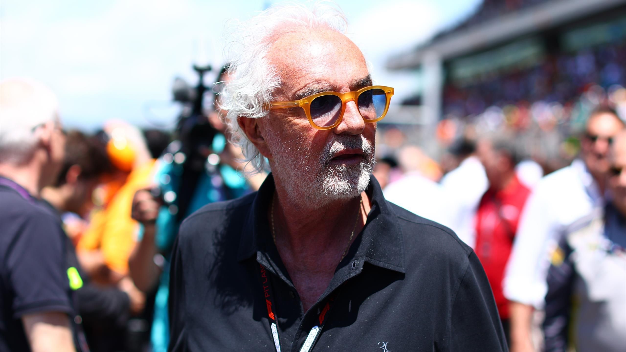 Briatore alig tért vissza, de máris szabadkoznia kell az Alpine dolgozói előtt