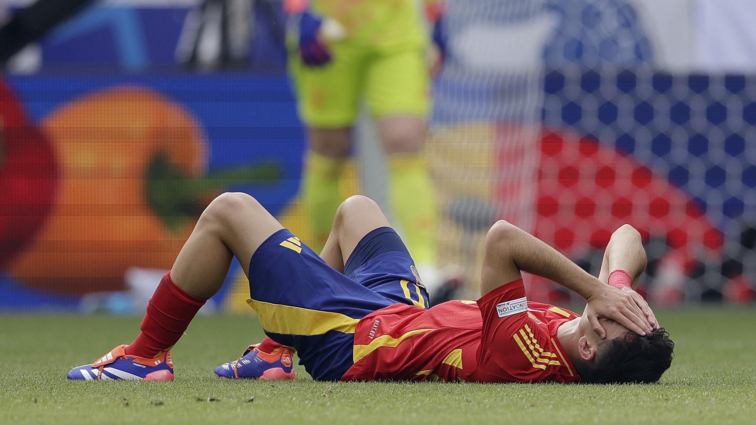 La lesión del astro español fue grave, una historia increíble sobre un goleador héroe