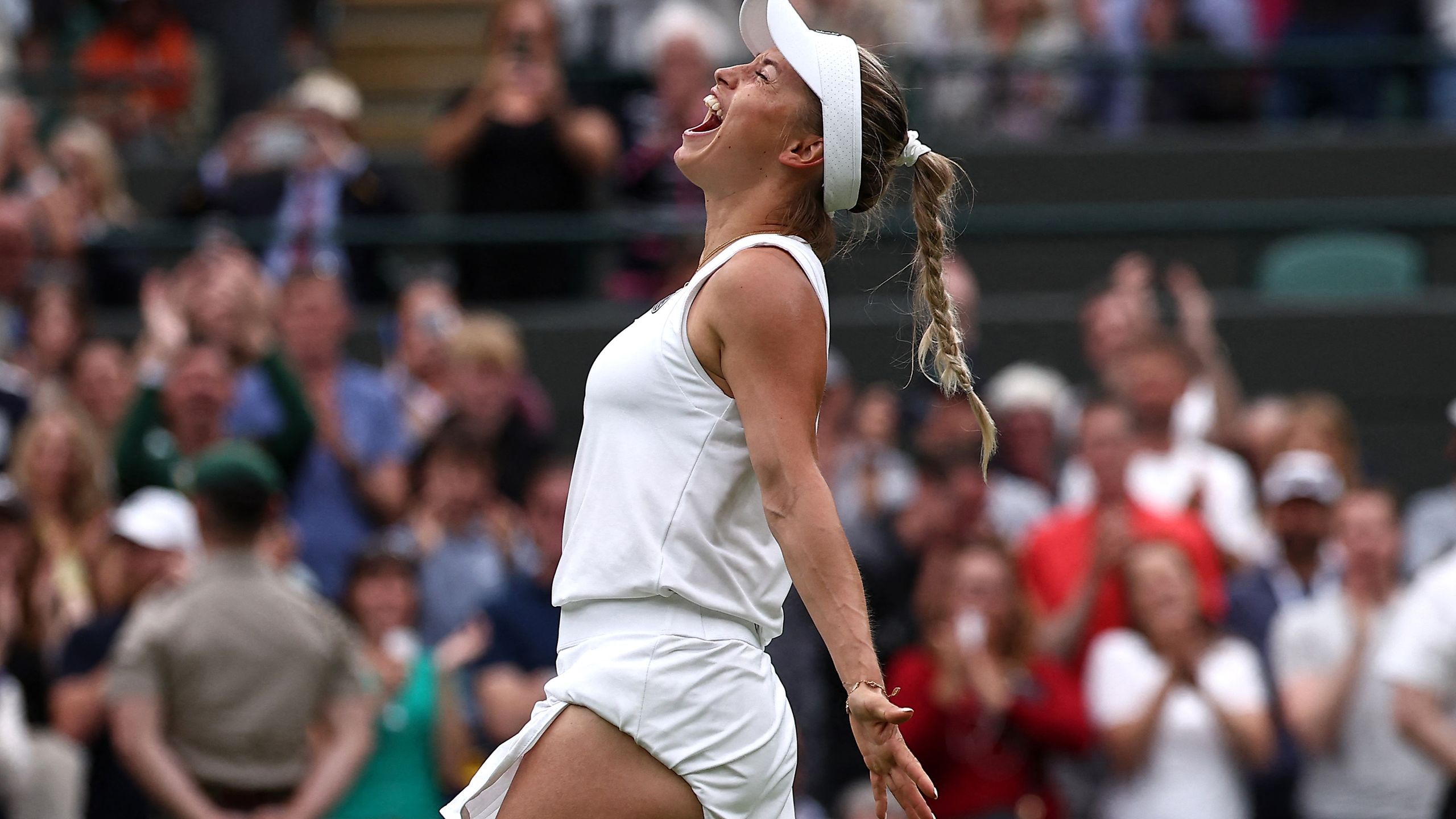 Wimbledon 2024: Yulia Putintseva surprises world number one Iga Swiatek and books place in the fourth round – “I was like a fire”