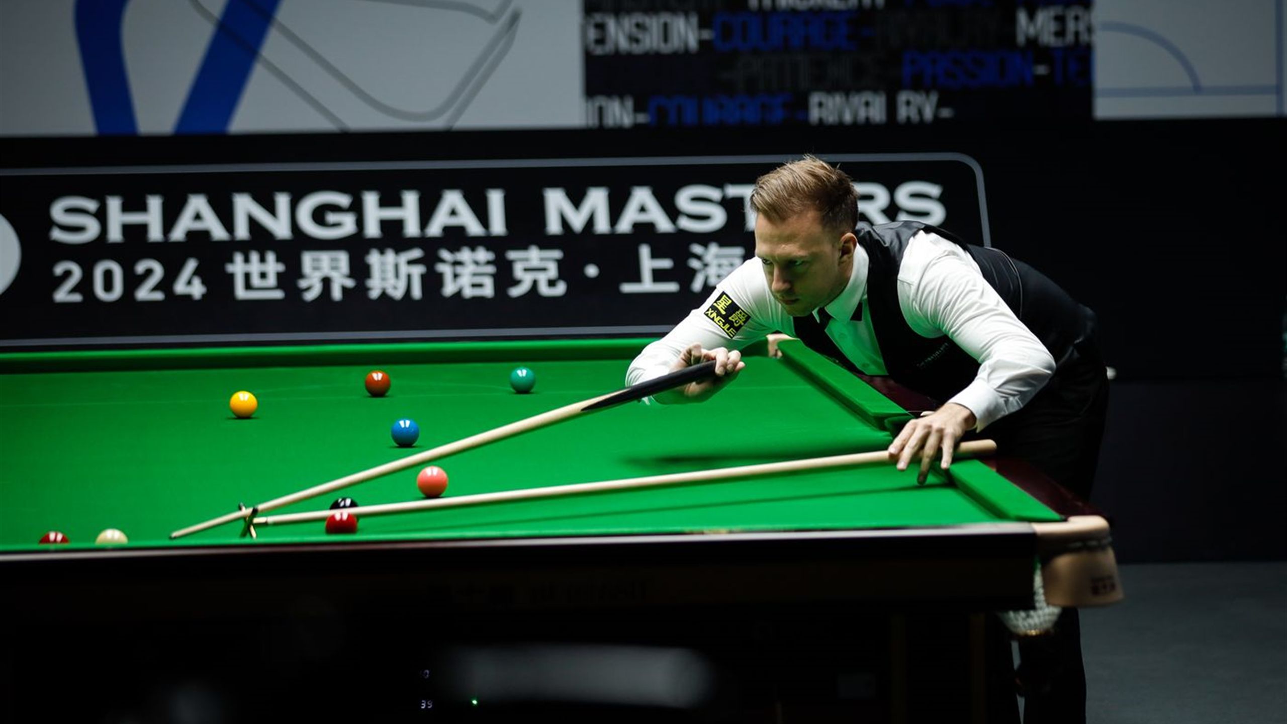 Judd Trump kiütötte Ronnie O'Sullivant Sanghajban
