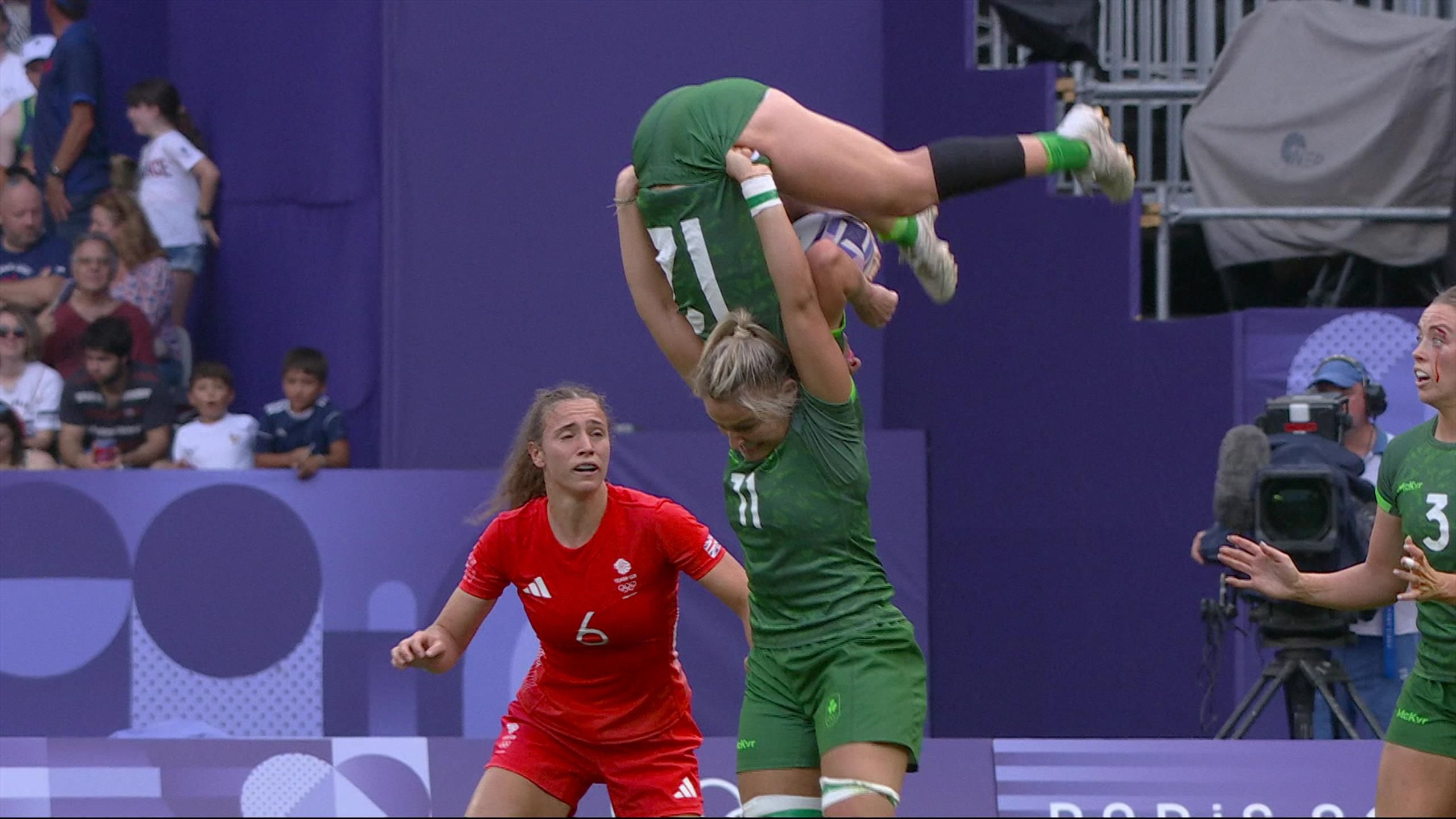Rugby - Olympics - Women - Clip - Acrobatic moment of the Ireland team ...