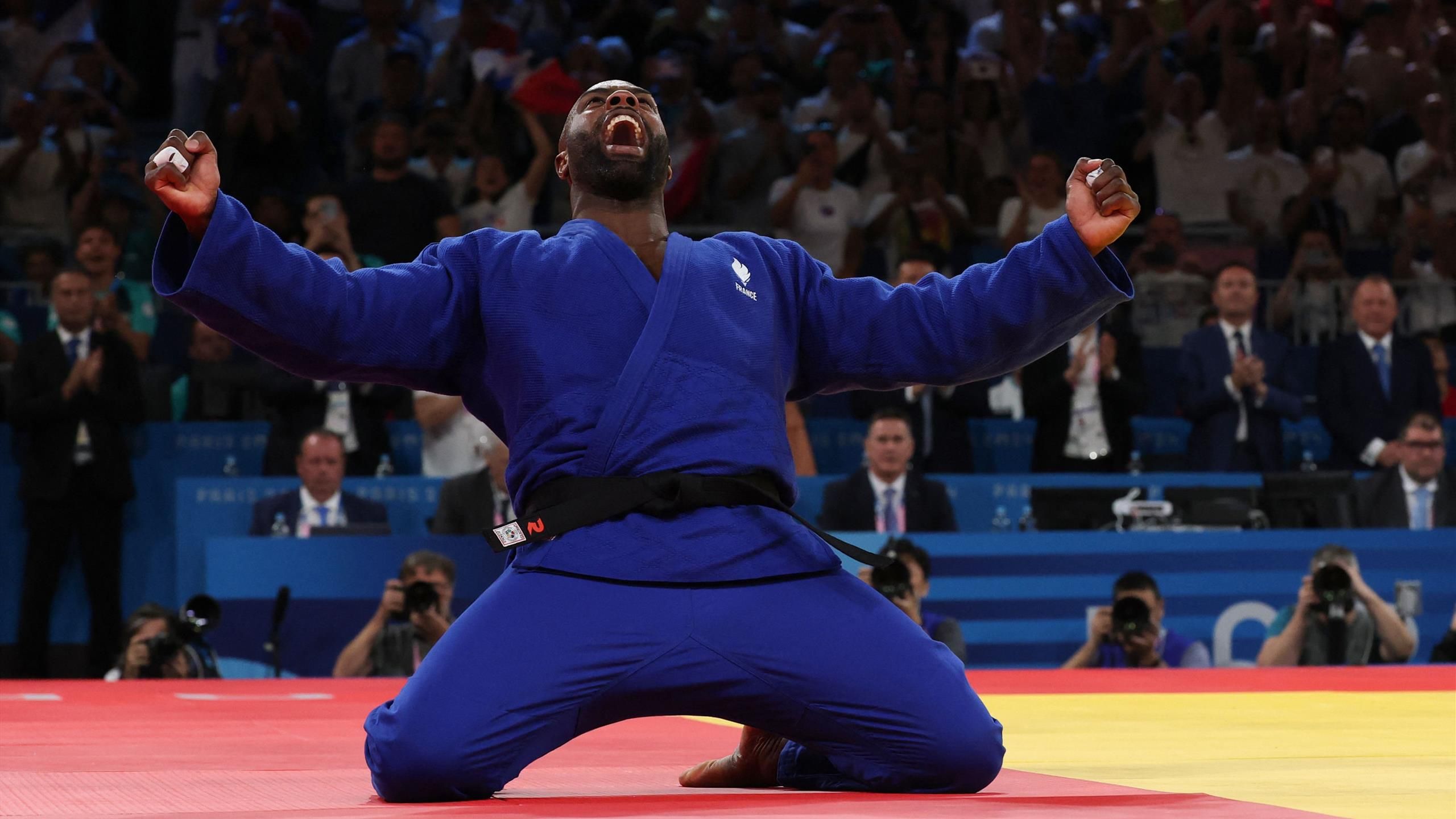 Teddy Riner ze złotem igrzysk olimpijskich w Paryżu w kategorii +100 kg ...