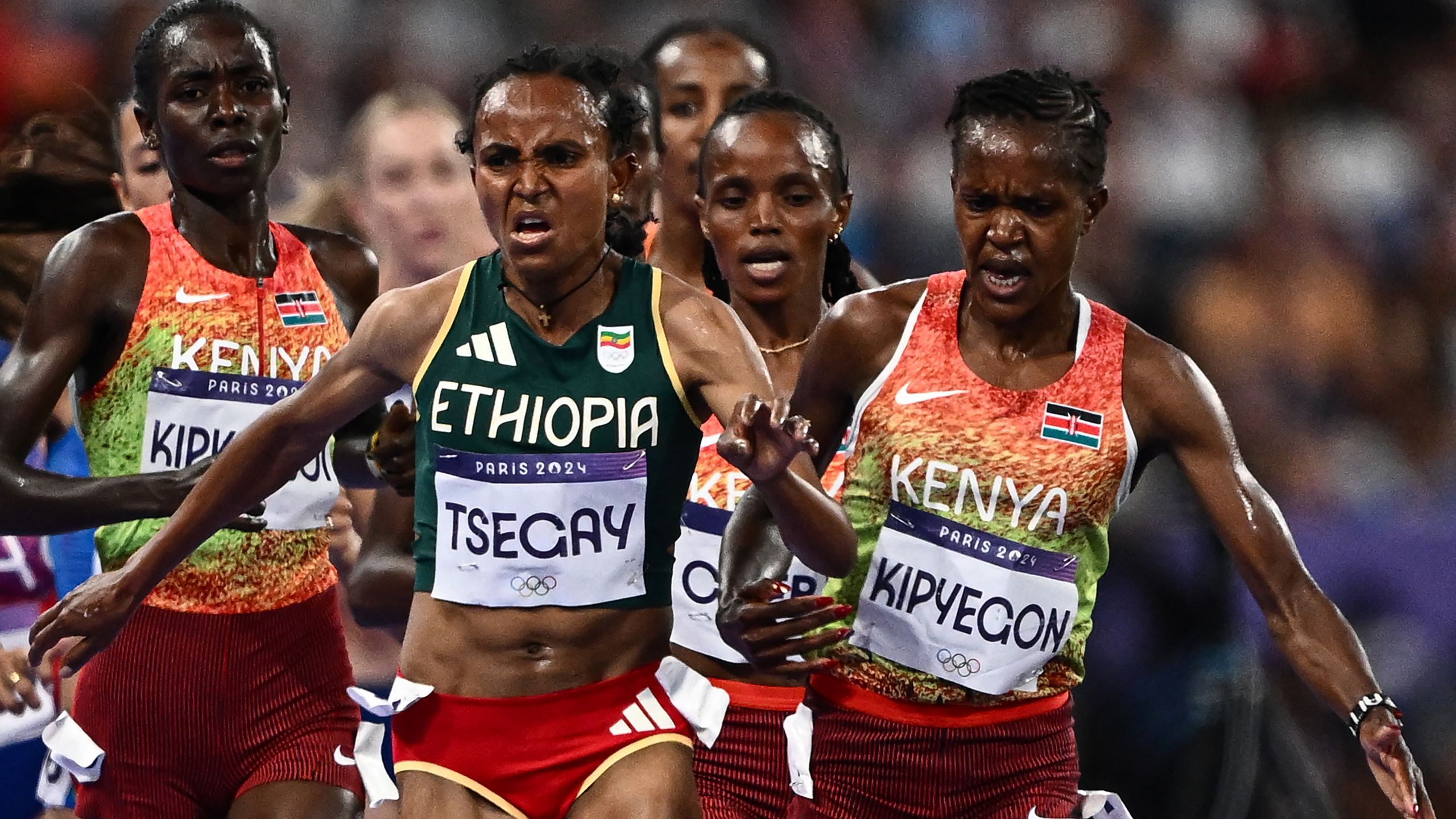 Olympia 2024 in Paris: Kenianerin Faith Kipyegon behält nach ...