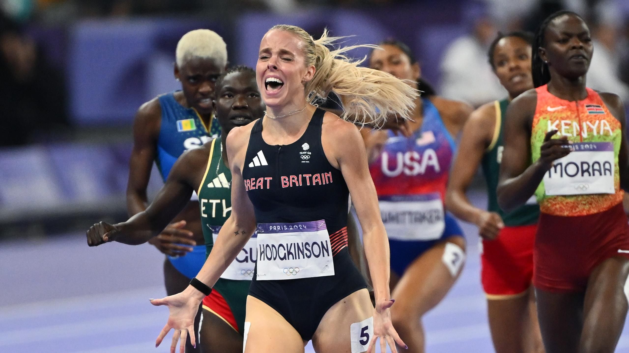 Paris 2024 Watch thrilling finish as Keely Hodgkinson grabs gold for Team GB in 800m