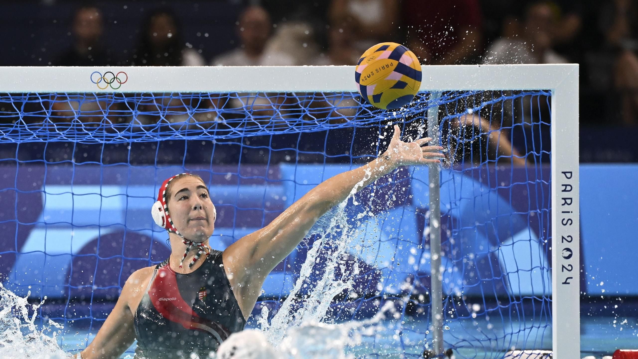 Egy gól döntött, a címvédő amerikaiak 5-4-re győzték le női pólósainkat