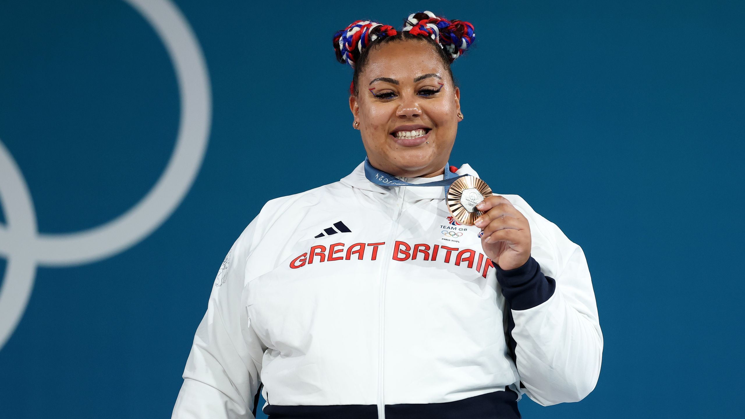 Emily Campbell Team GB star wins weightlifting bronze after 'tough