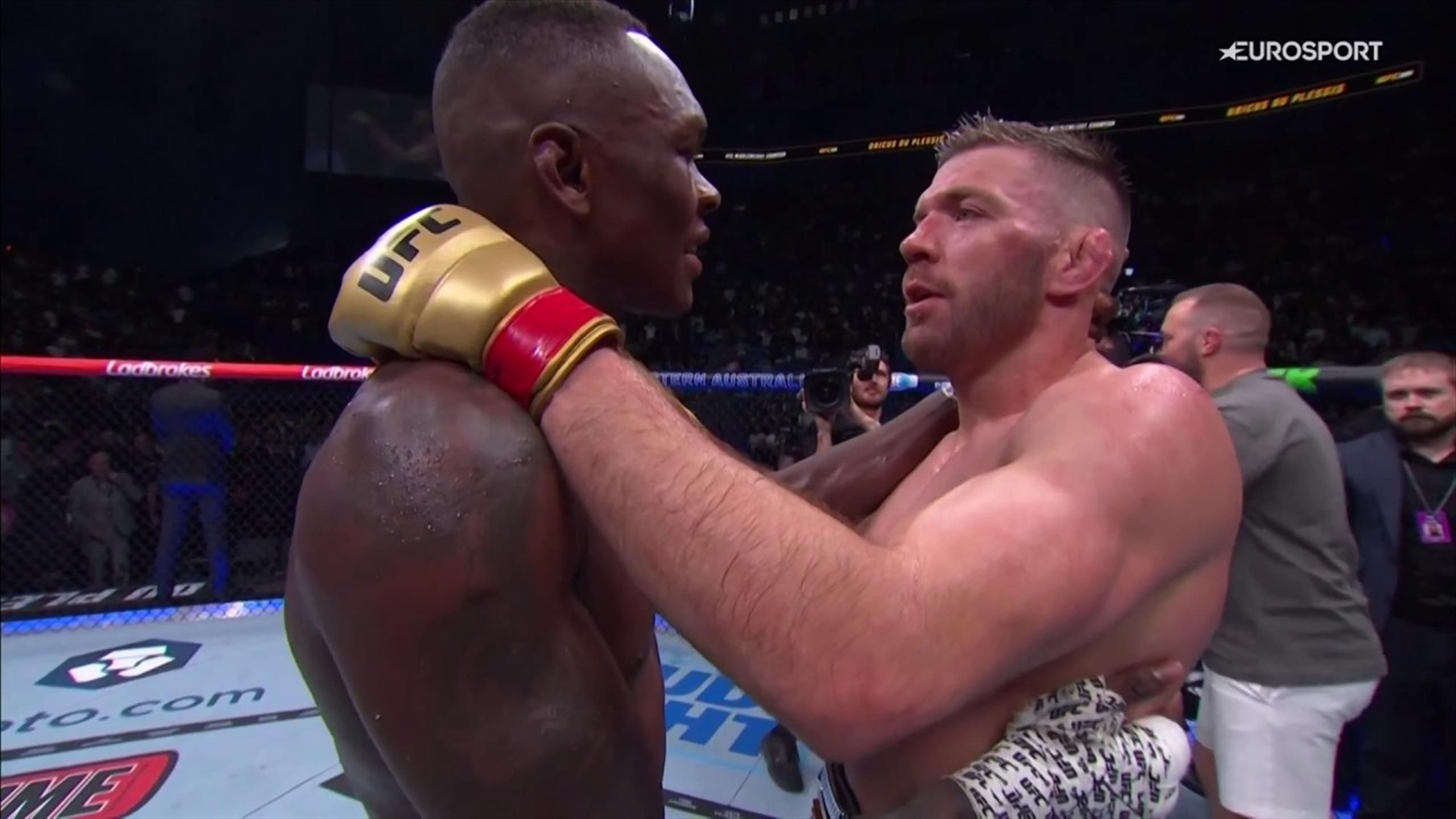 UFC 305 | Respect tussen Adesanya en Du Plessis - Mixed Martial Arts ...