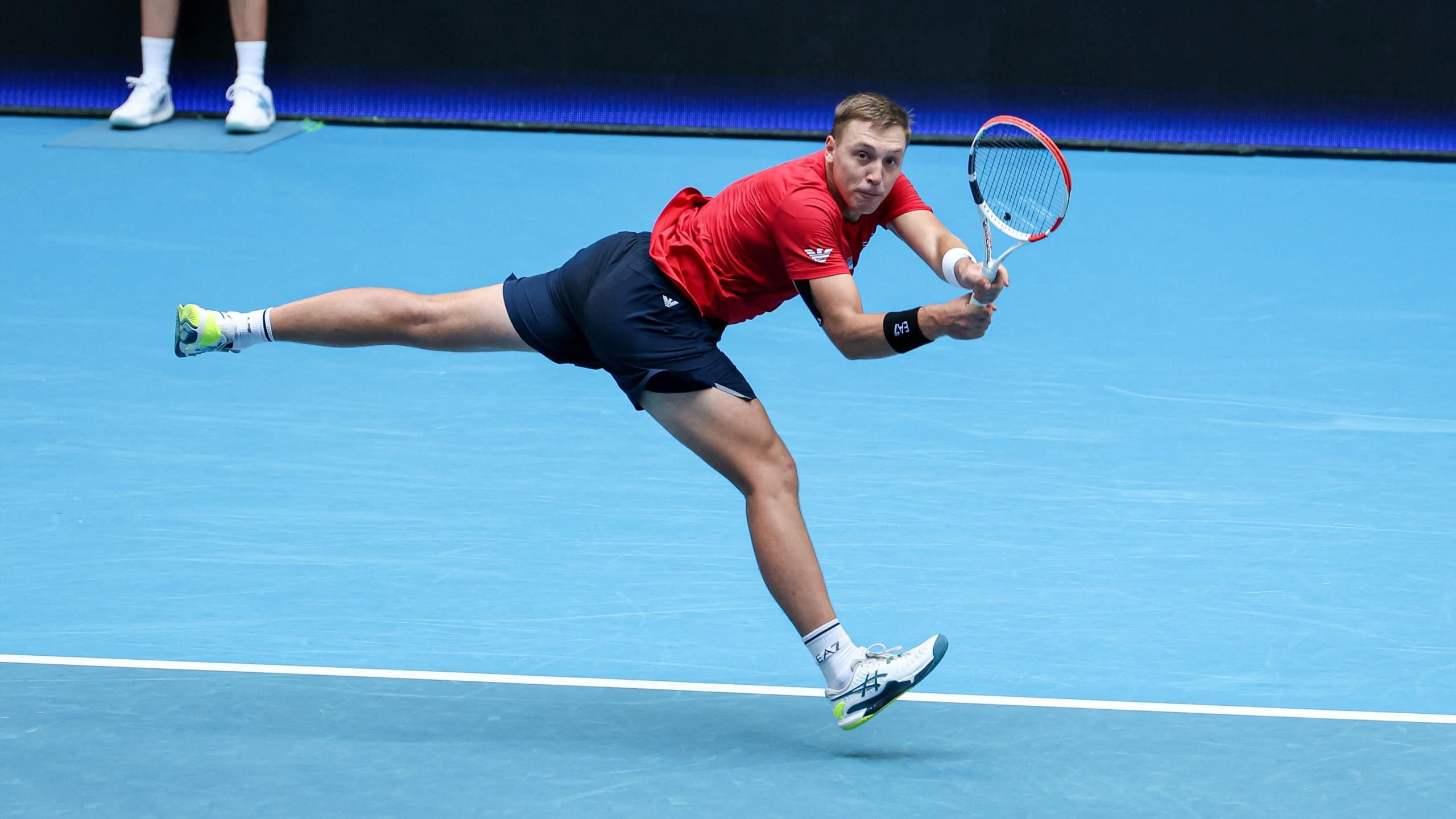 A Djokovic-iskolát követő szerb ellenfél húzta az időt, de Marozsán szerint a karma visszaütött rá
