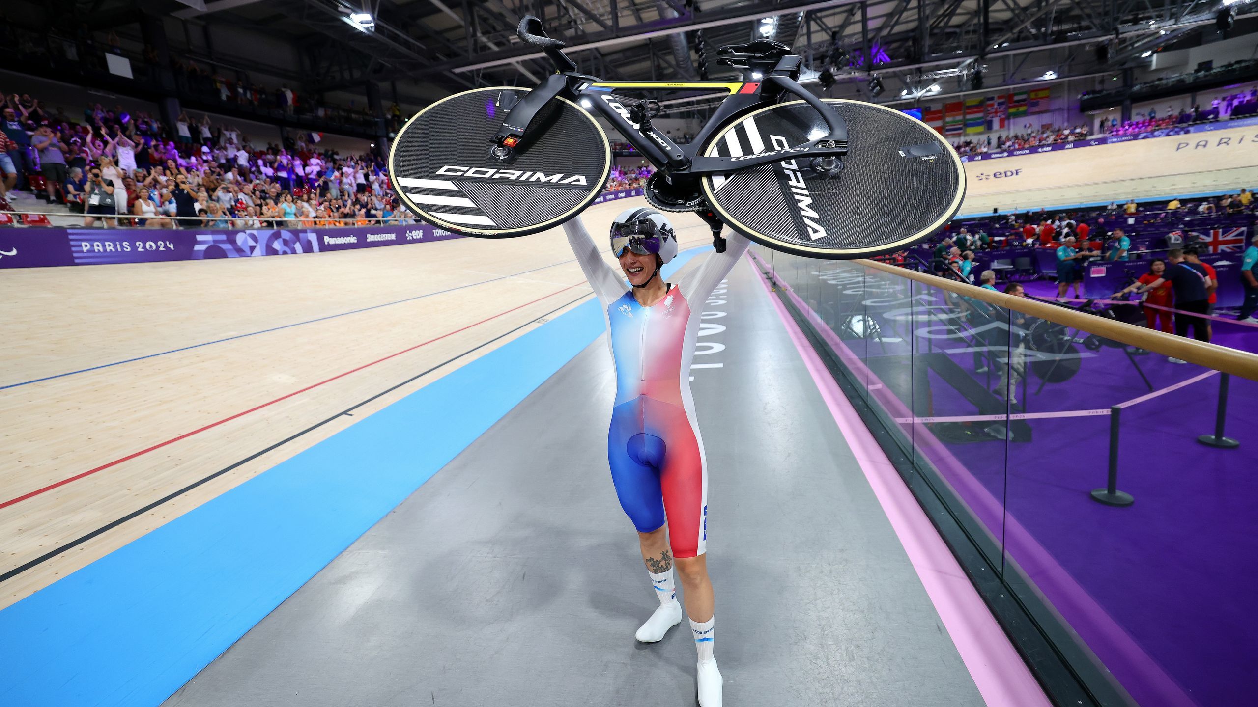 Jeux Paralympiques Paris 2024 Marie Patouillet en or en poursuite C5, Heïdi Gaugain en