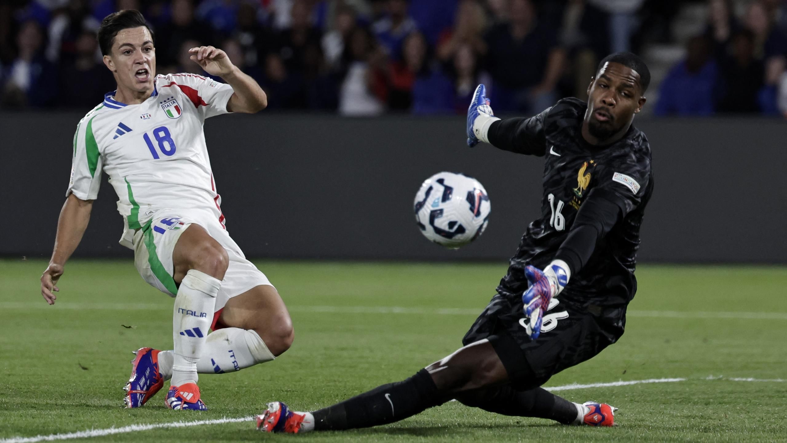 Kylian Mbappé sem találta a szavakat, miután a válogatott kapusa kiosztotta az egész csapatot