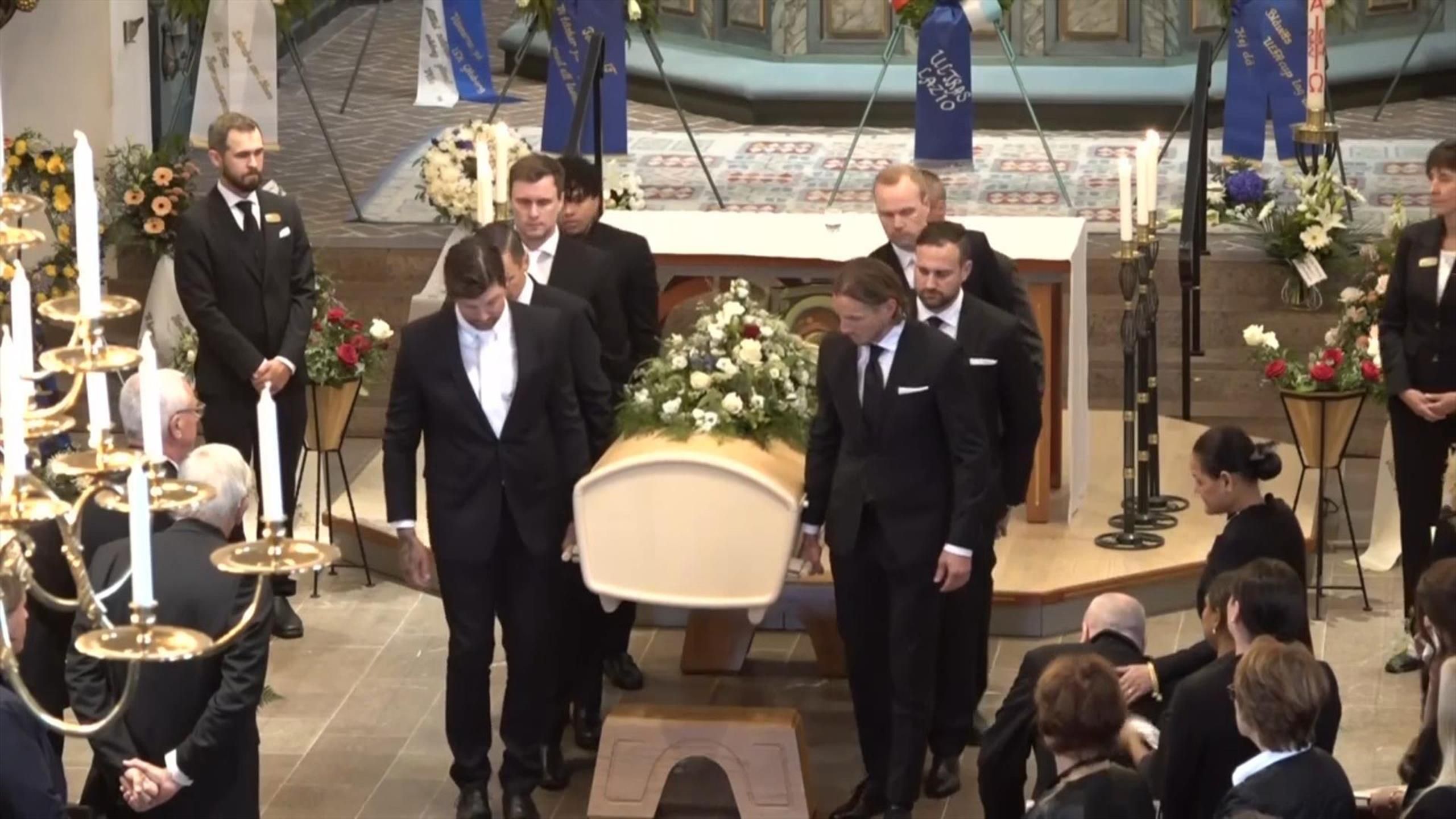 Funeral of Sven-Goran Eriksson takes place in Sweden - Football video ...