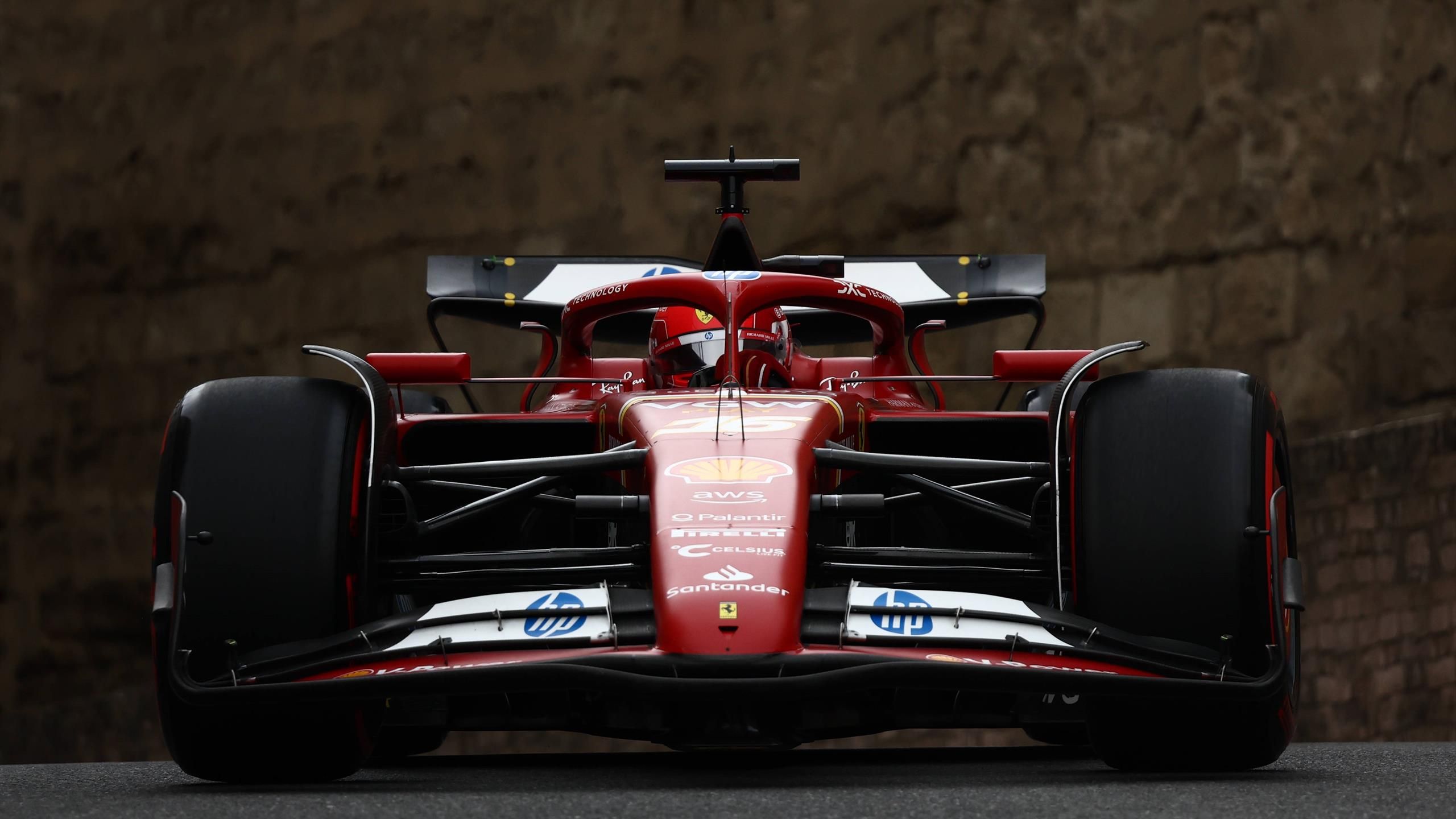 Leclerc, le roi de la pole à Bakou thumbnail