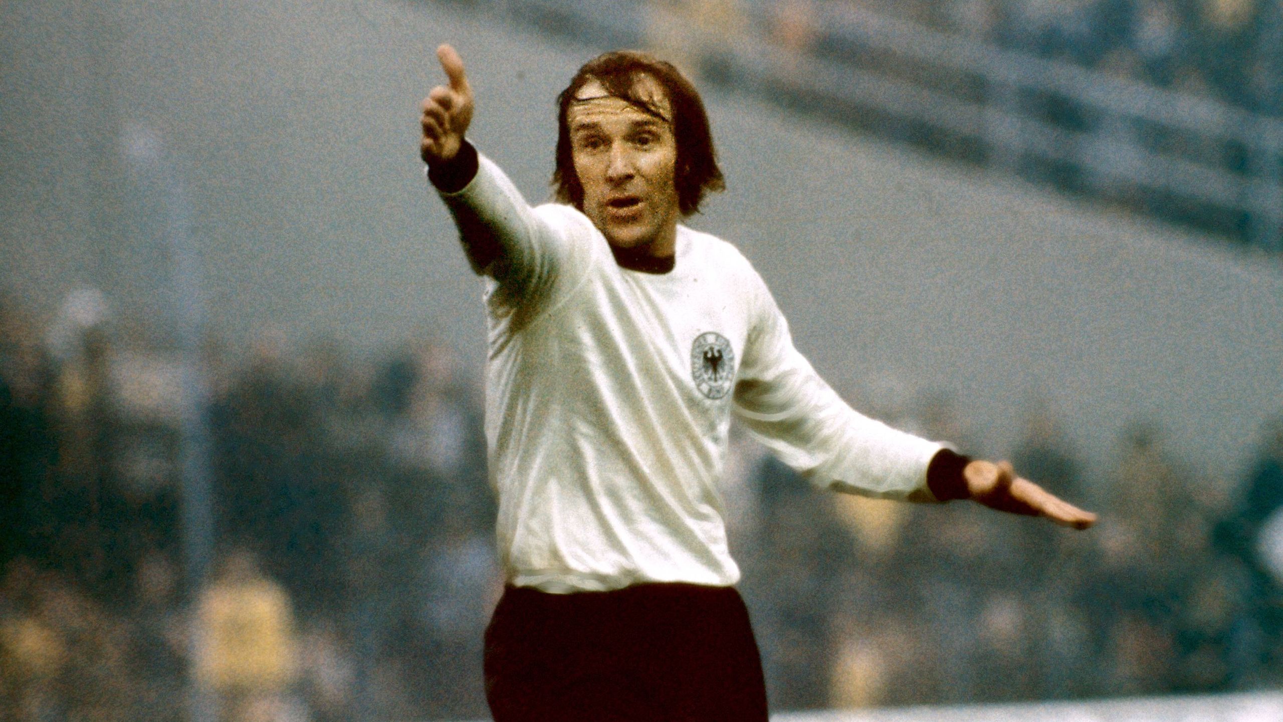 Günter Netzer feiert 80. Geburtstag - Legende ist sich rückblickend ...