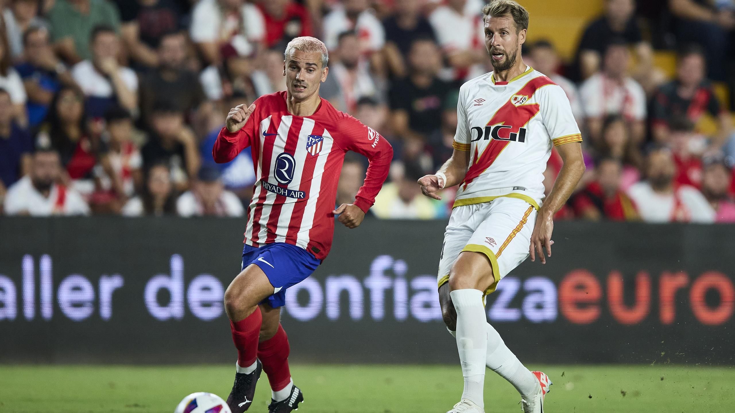 "Défendre sur Griezmann, c'est chiant..." : Dans les coulisses de la Liga avec Lejeune thumbnail