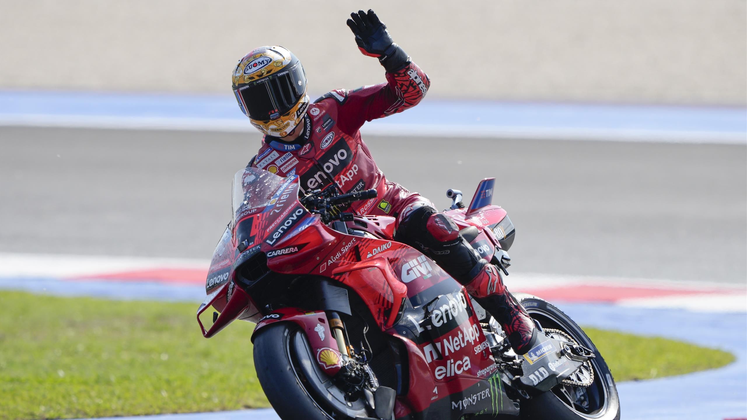 MotoGP Indonesia 2024, sprint race: Bagnaia vince davanti a Bastianini ...