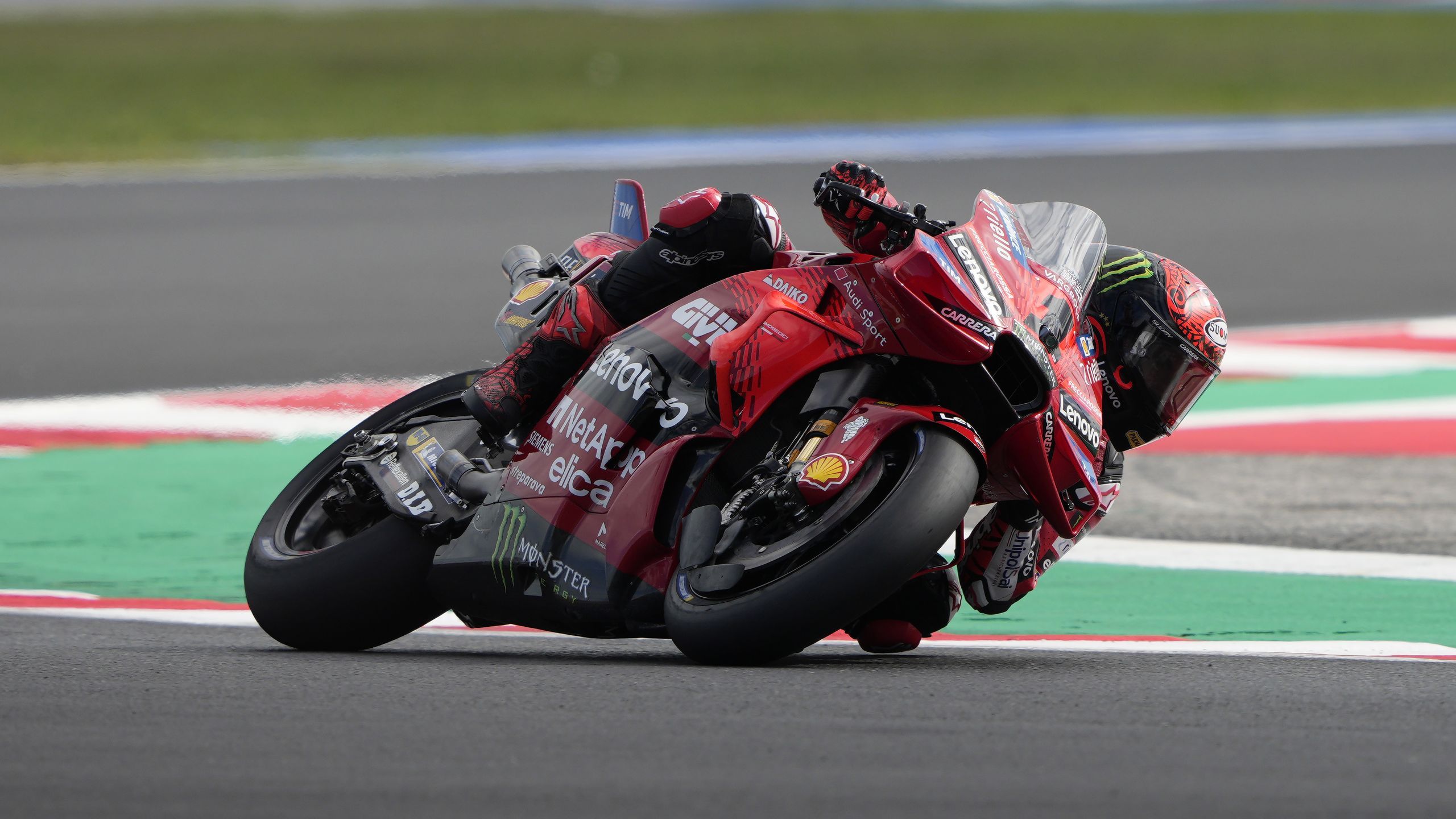 Bagnaia in pole a Misano col record della pista, Bastianini in prima ...
