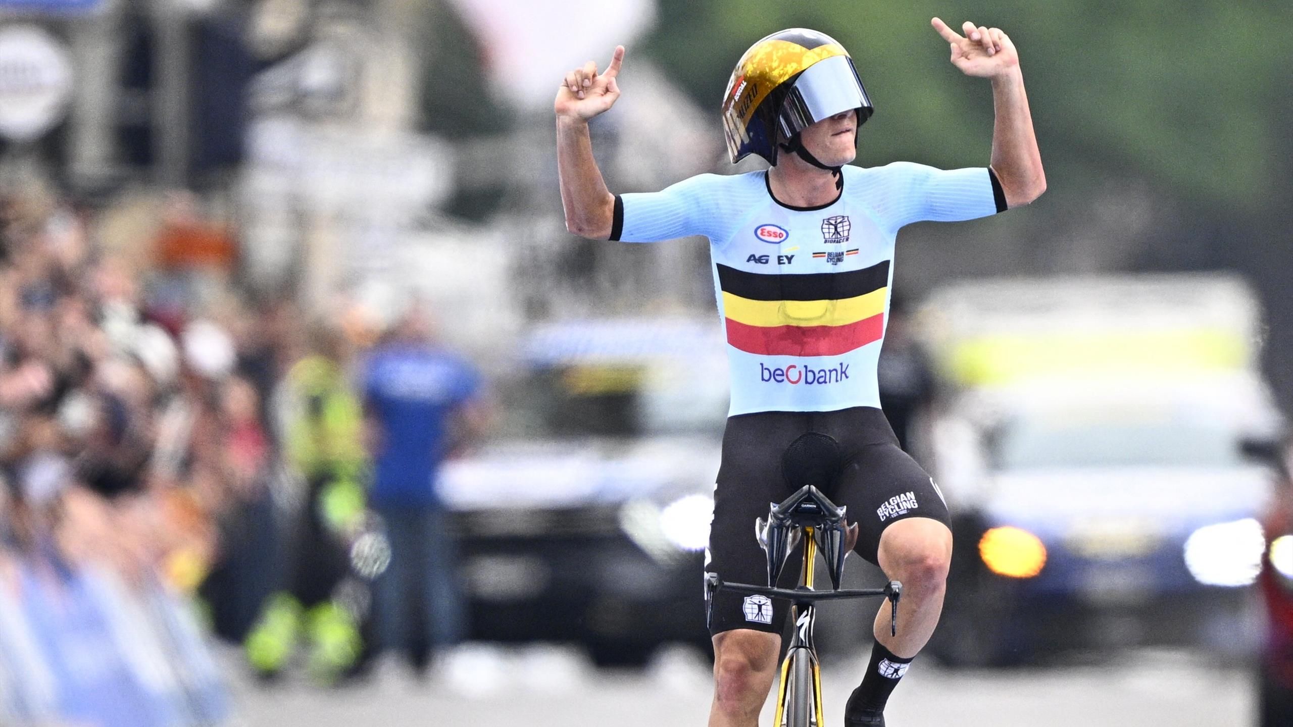 Hiába a láncleesés, Evenepoel az időfutam-vb-n is verhetetlen volt