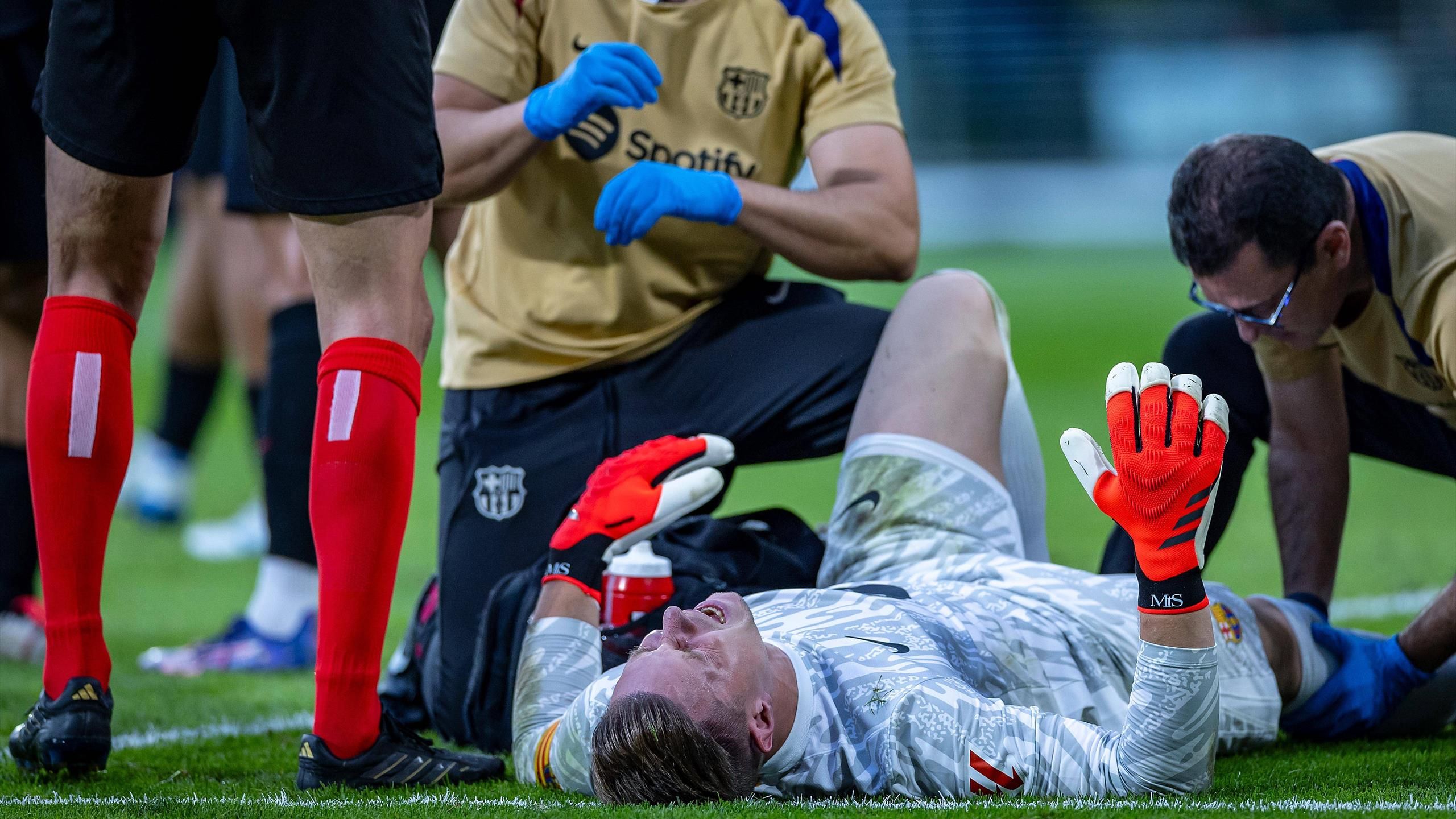Hónapokig nem léphet pályára a Barcelona sérült kapusa
