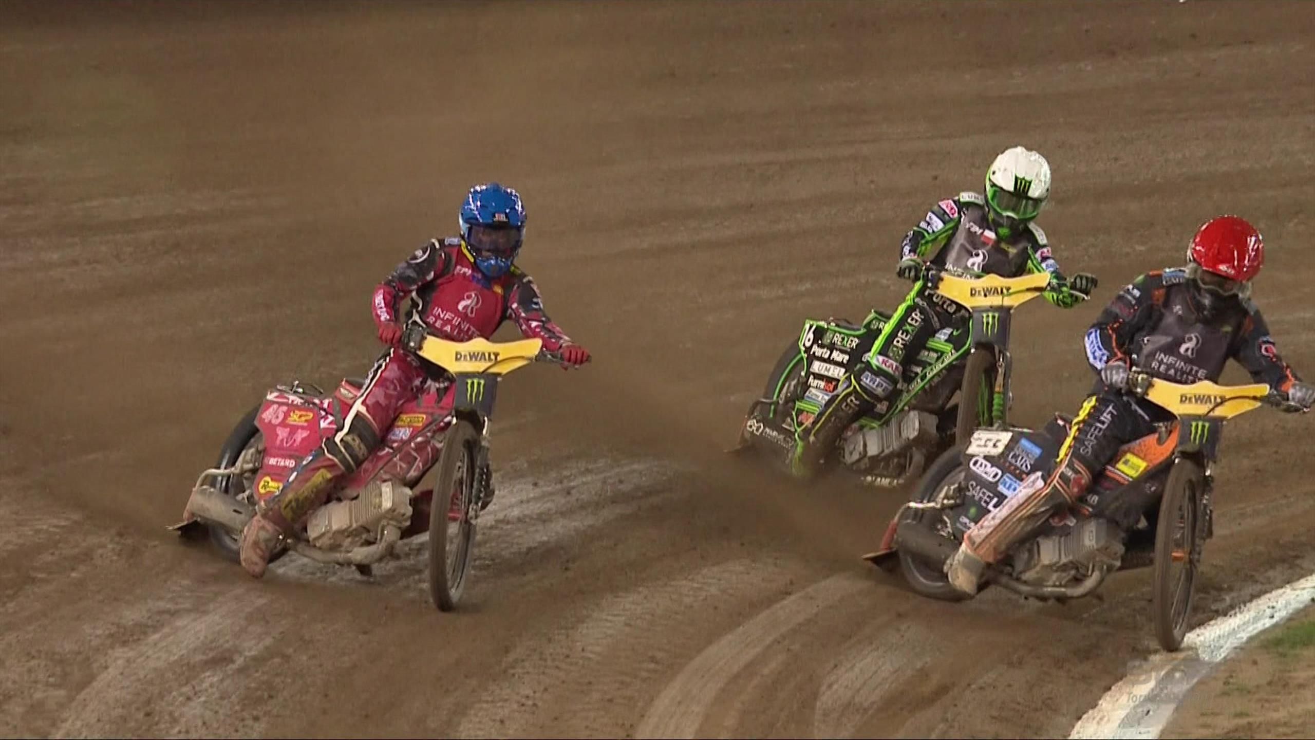 Speedway GP ‘Just loves this track!’ Patryk Dudek wins heat 9 of