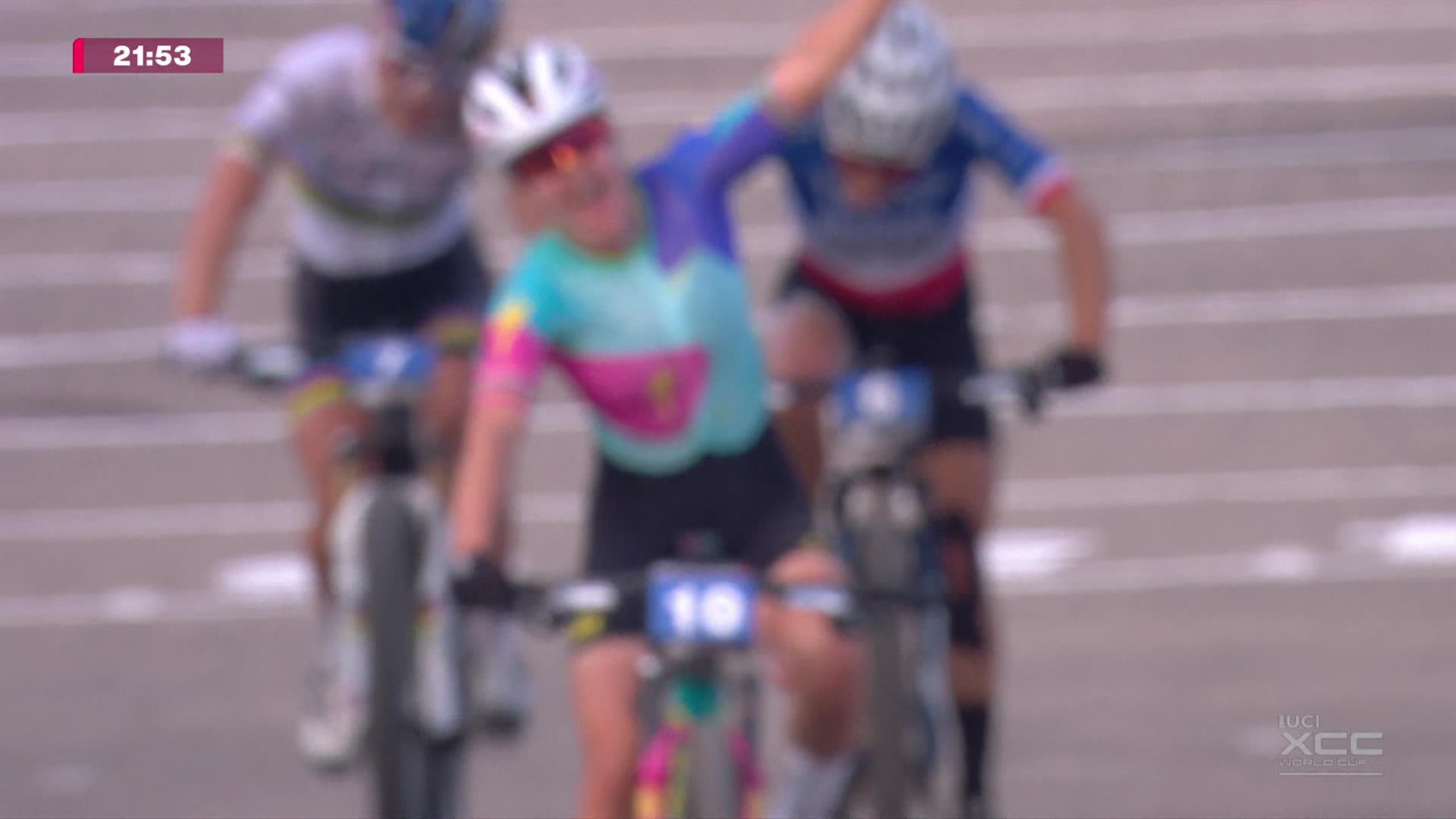Sina Frei finishes 2024 in style with UCI Crosscountry Short Track