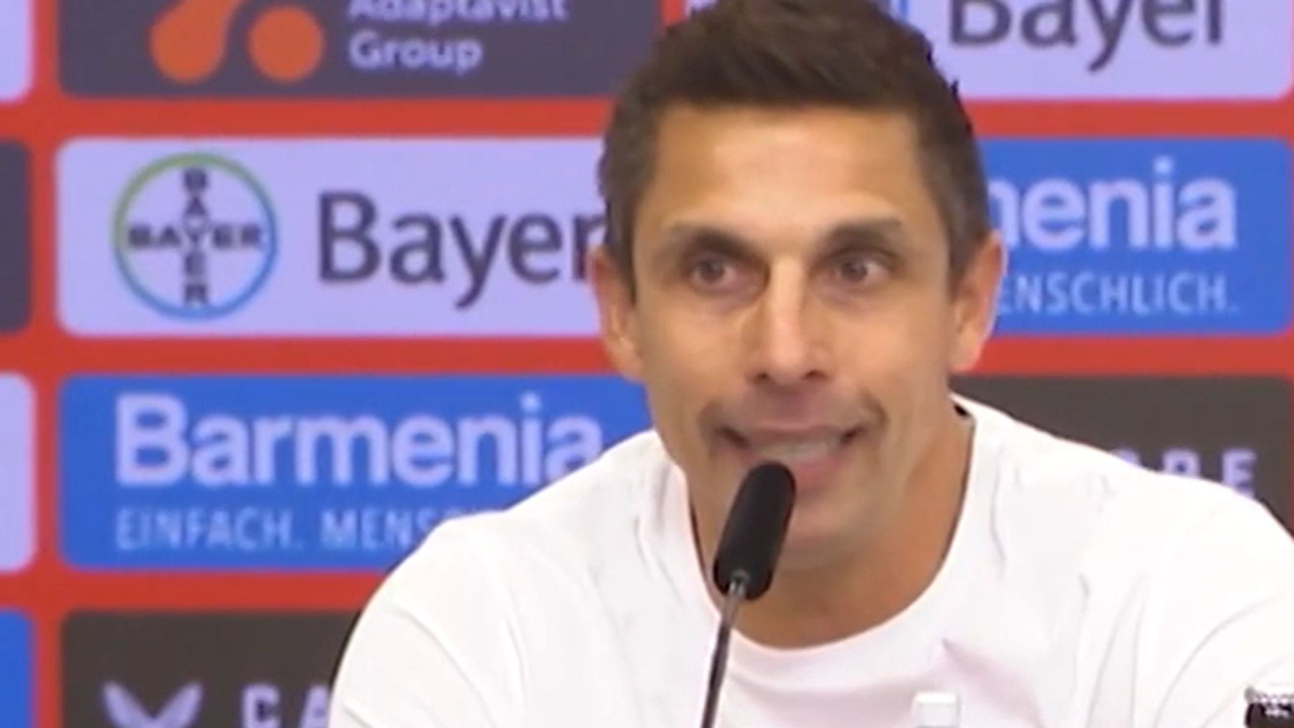 Holstein Kiel - Trainer Marcel Rapp analysiert Spiel gegen Bayer 04 ...