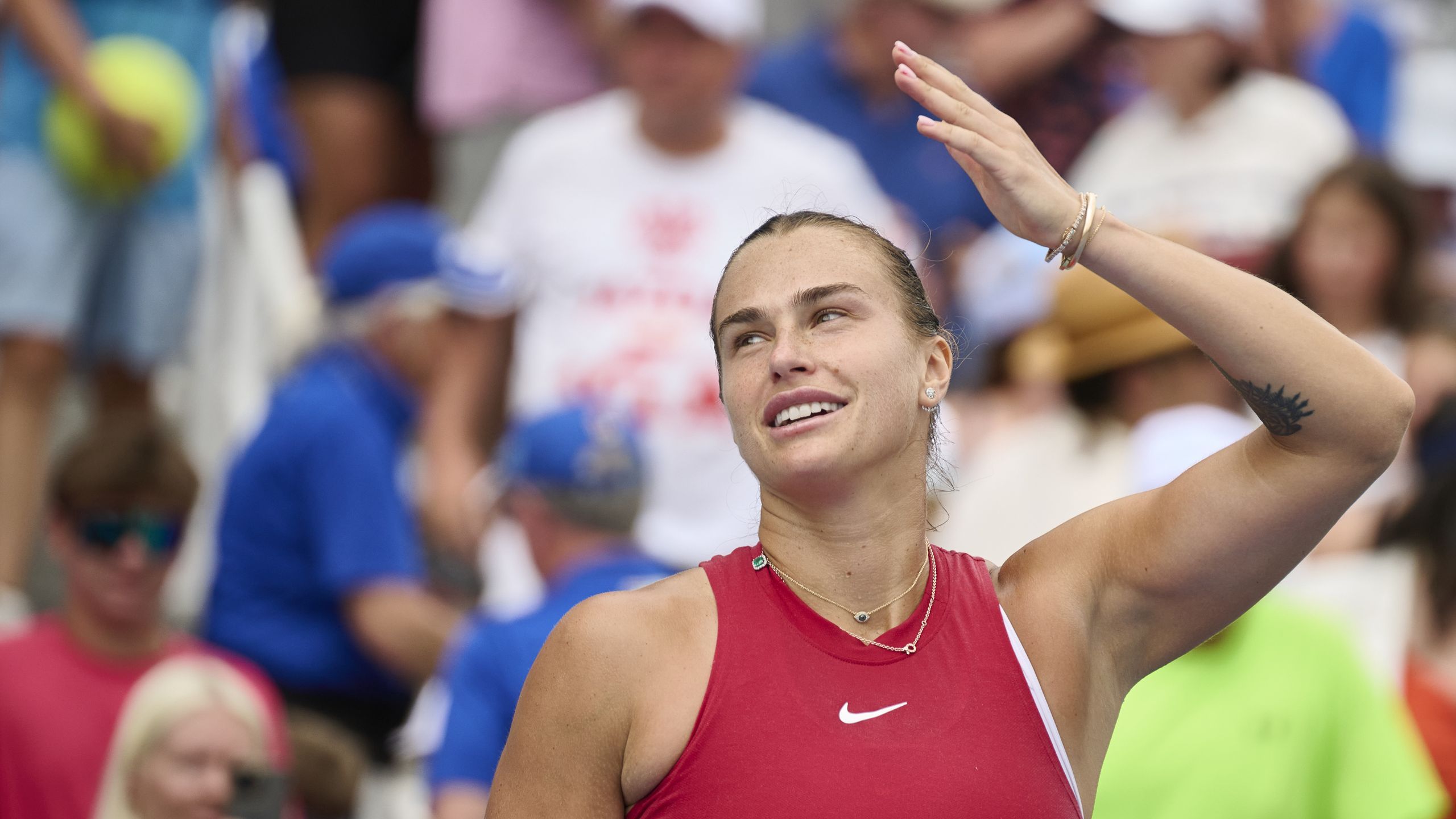 WTA rankings Aryna Sabalenka overtakes Iga Swiatek as world No. 1