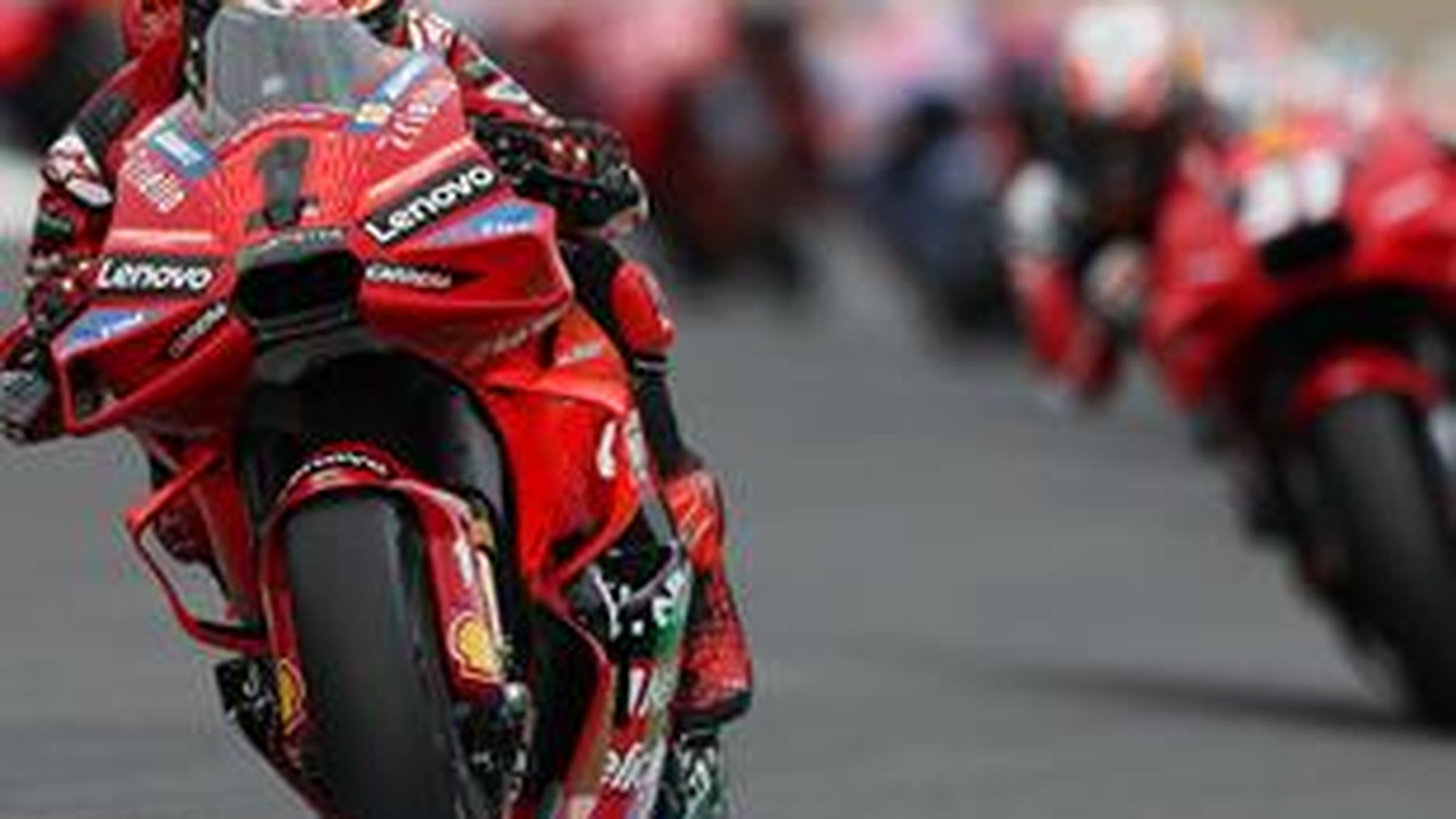 MotoGP : Vainqueur du Grand Prix de Thaïlande, Francesco Bagnaia met la ...